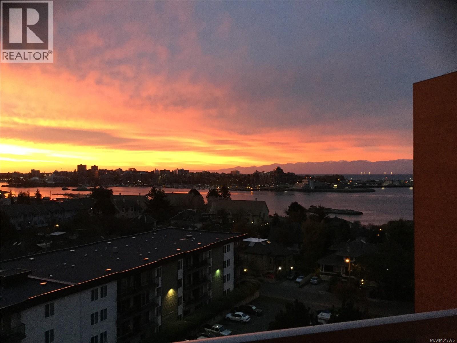 1002 327 Maitland St, Victoria, British Columbia  V9A 7G7 - Photo 47 - 1017976