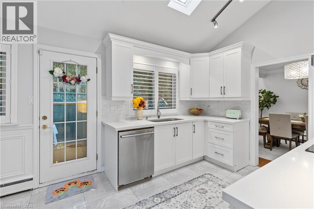 1566 Ewald Road, Mississauga, Ontario  L5G 4C3 - Photo 17 - 40777393