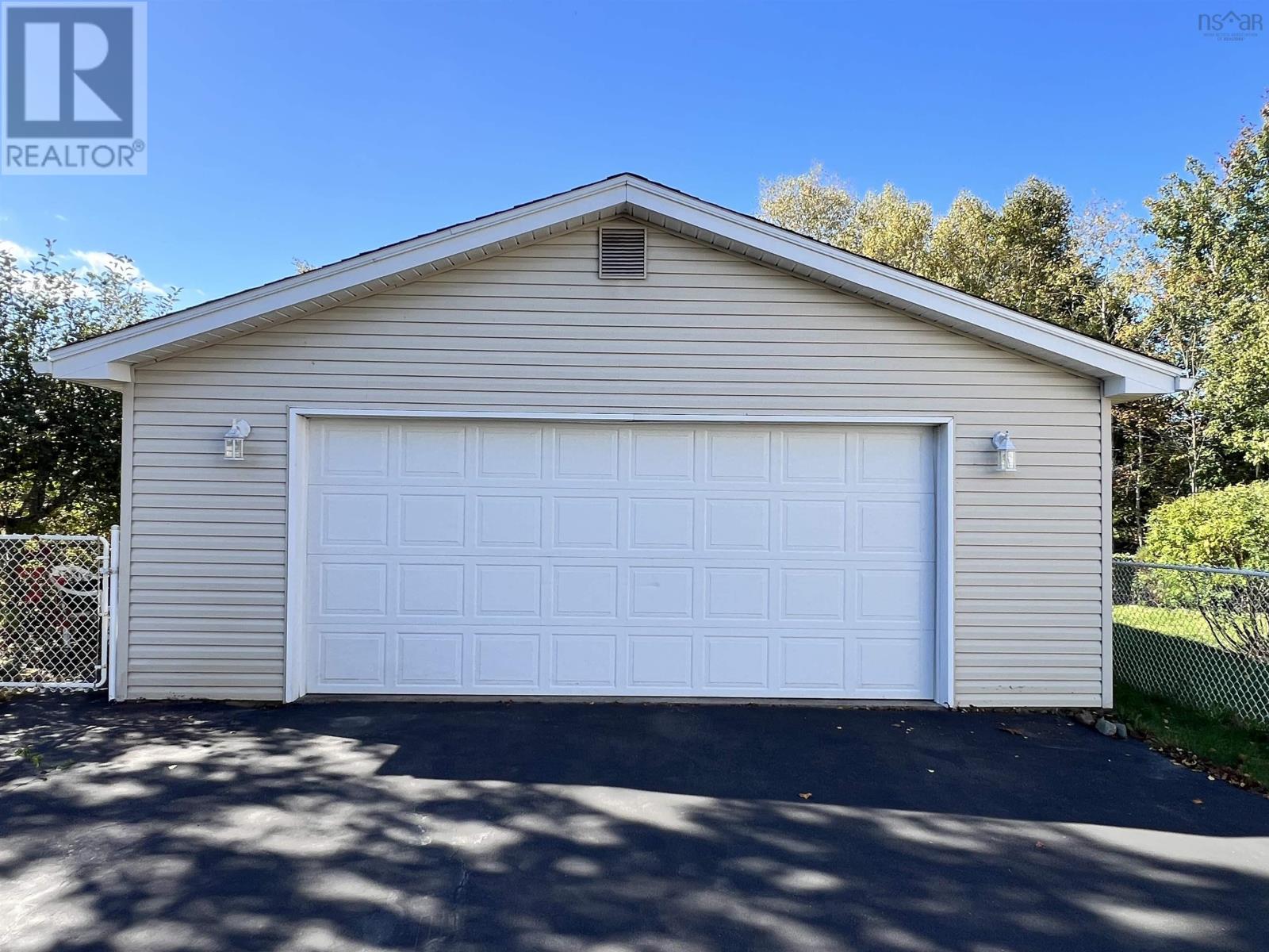 3 Fury Drive, Dartmouth, Nova Scotia  B3A 4Y1 - Photo 2 - 202522136