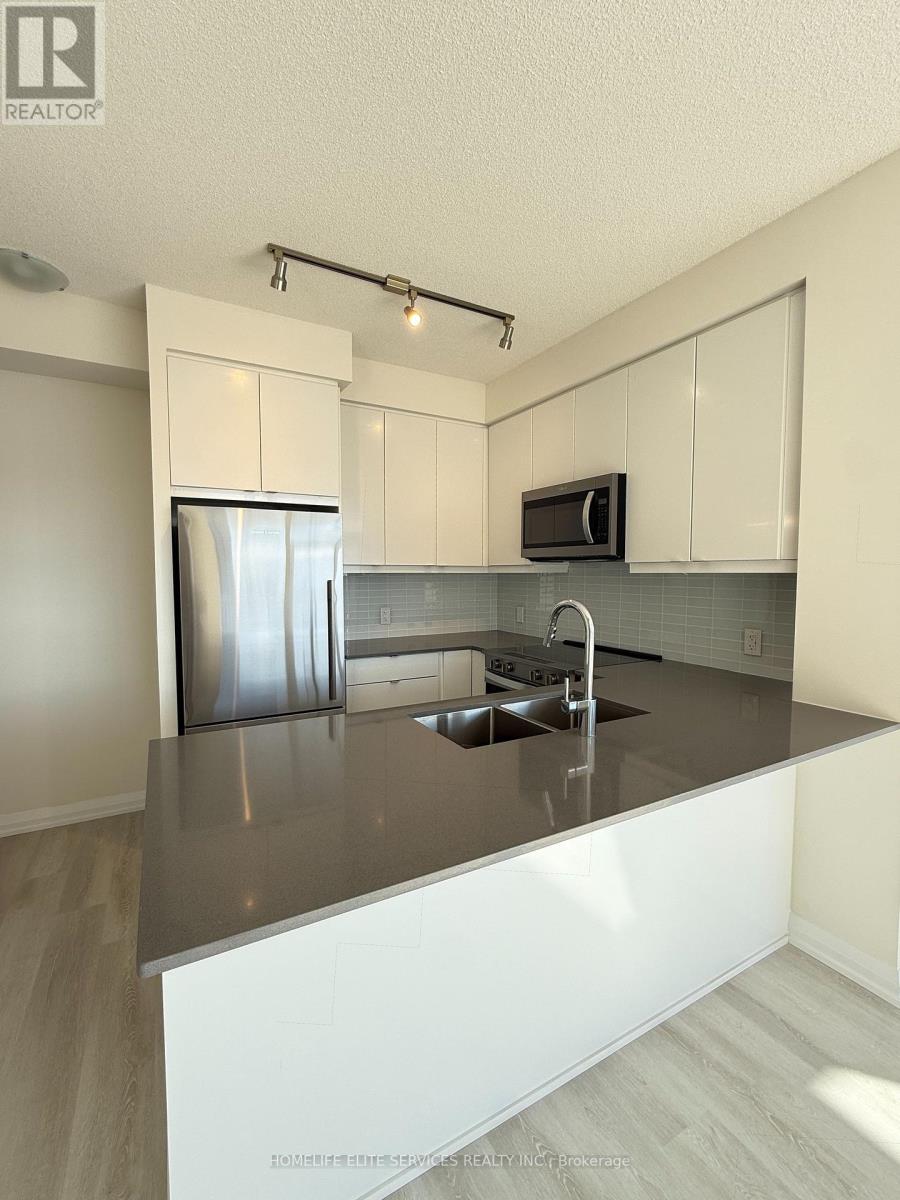 1709 - 3260 Sheppard Avenue E, Toronto, Ontario  M1T 3K3 - Photo 2 - E12486808