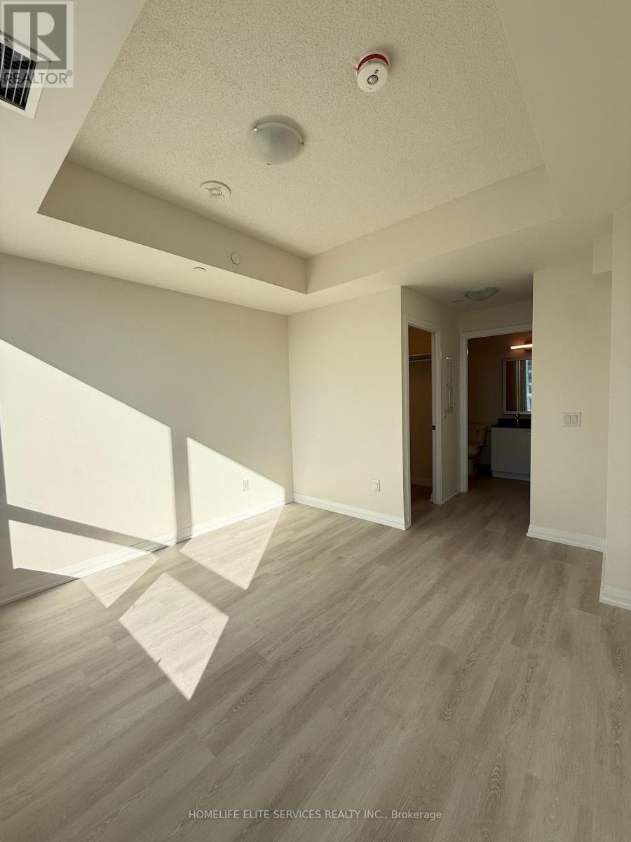 1709 - 3260 Sheppard Avenue E, Toronto, Ontario  M1T 3K3 - Photo 4 - E12486808