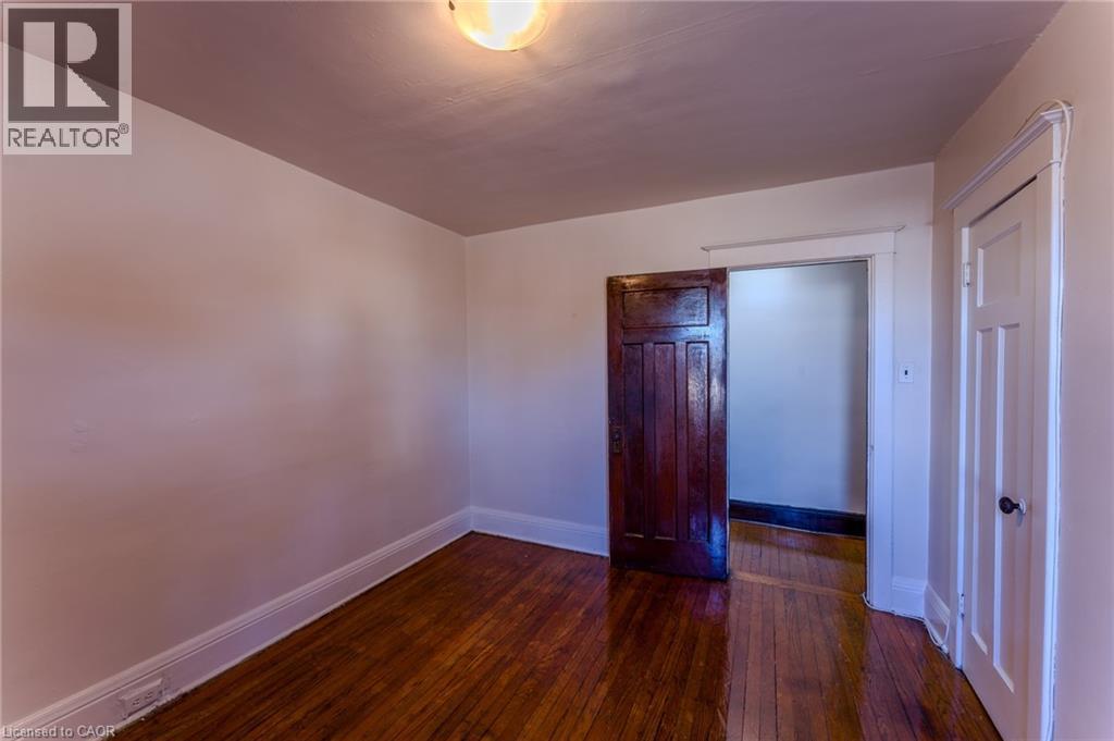 1369 Main Street E Unit# 2, Hamilton, Ontario  L8K 1B8 - Photo 7 - 40782338