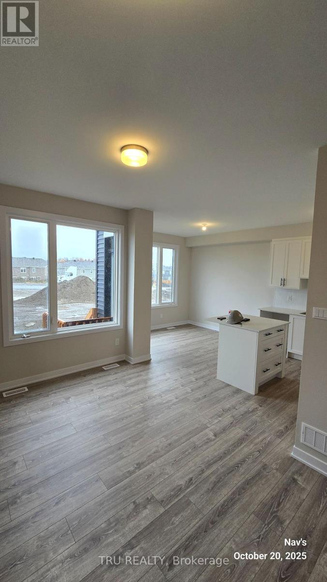 887 Andesite Terrace, Ottawa, Ontario  K2J 7H5 - Photo 10 - X12485493