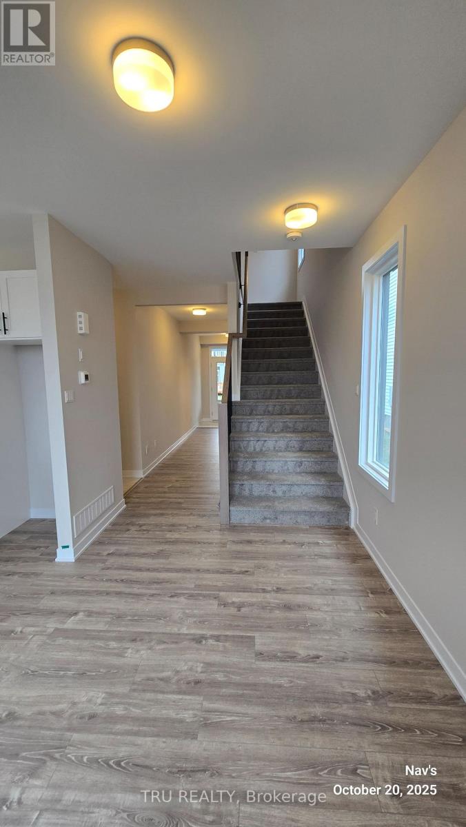 887 Andesite Terrace, Ottawa, Ontario  K2J 7H5 - Photo 7 - X12485493