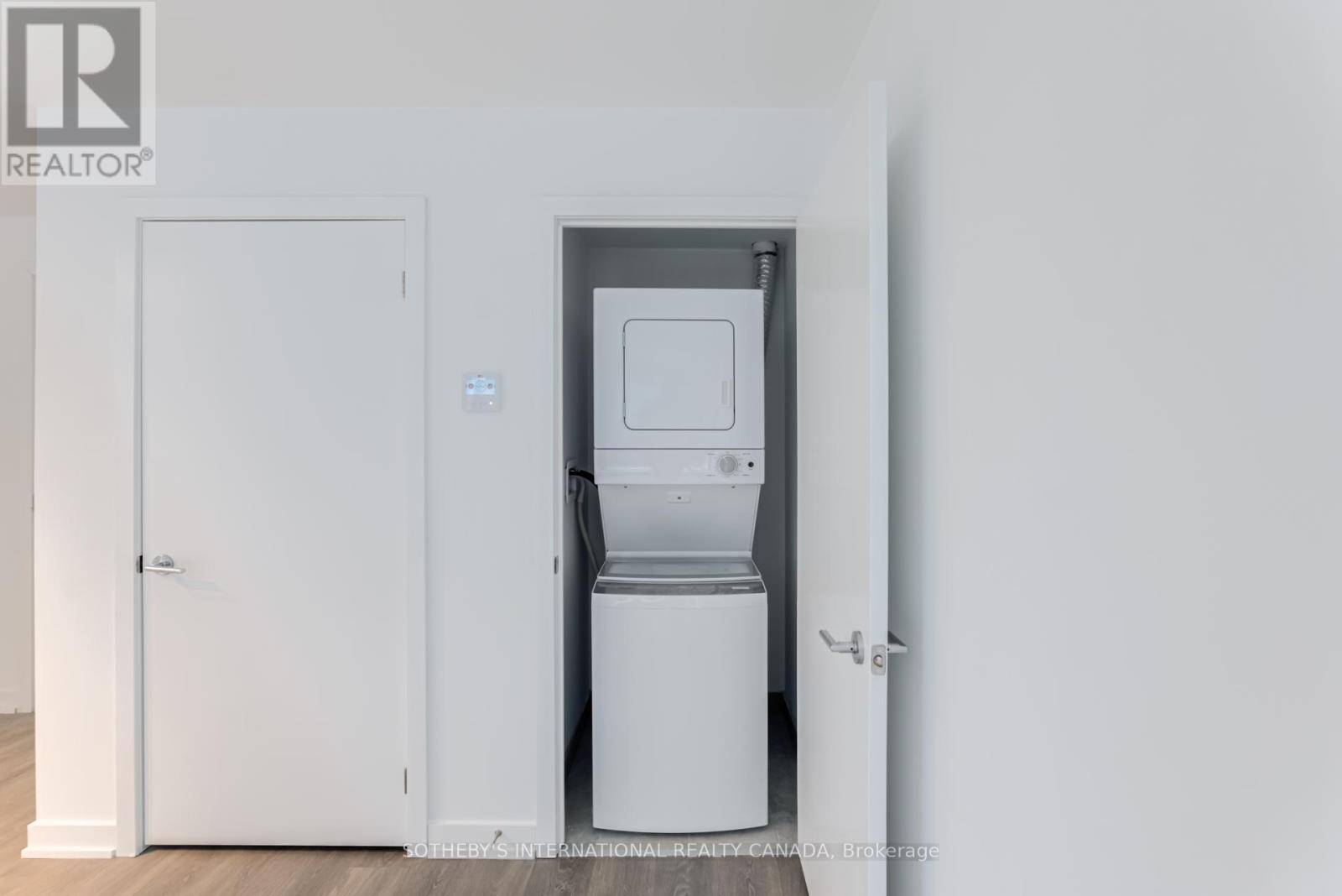 139 C - 1612 Charles Street, Whitby, Ontario  L1N 0P3 - Photo 13 - E12444178