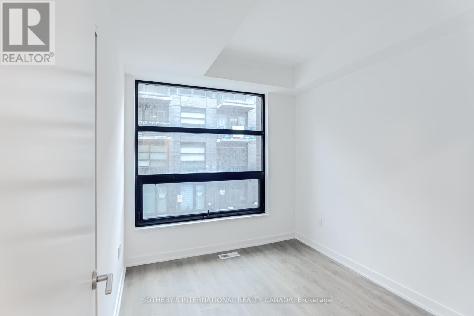 139 C - 1612 Charles Street, Whitby, Ontario  L1N 0P3 - Photo 16 - E12444178