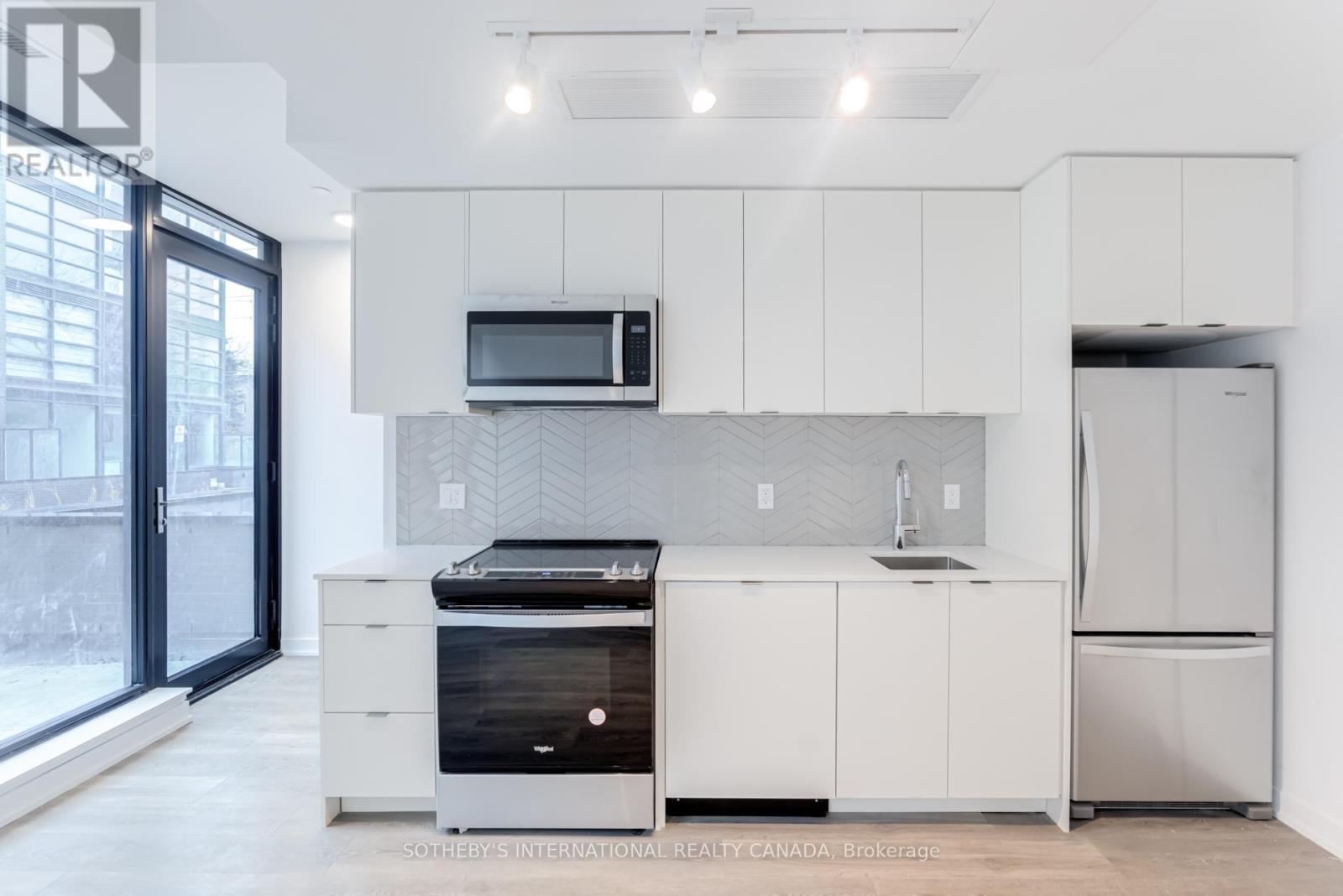 139 C - 1612 Charles Street, Whitby, Ontario  L1N 0P3 - Photo 12 - E12444178