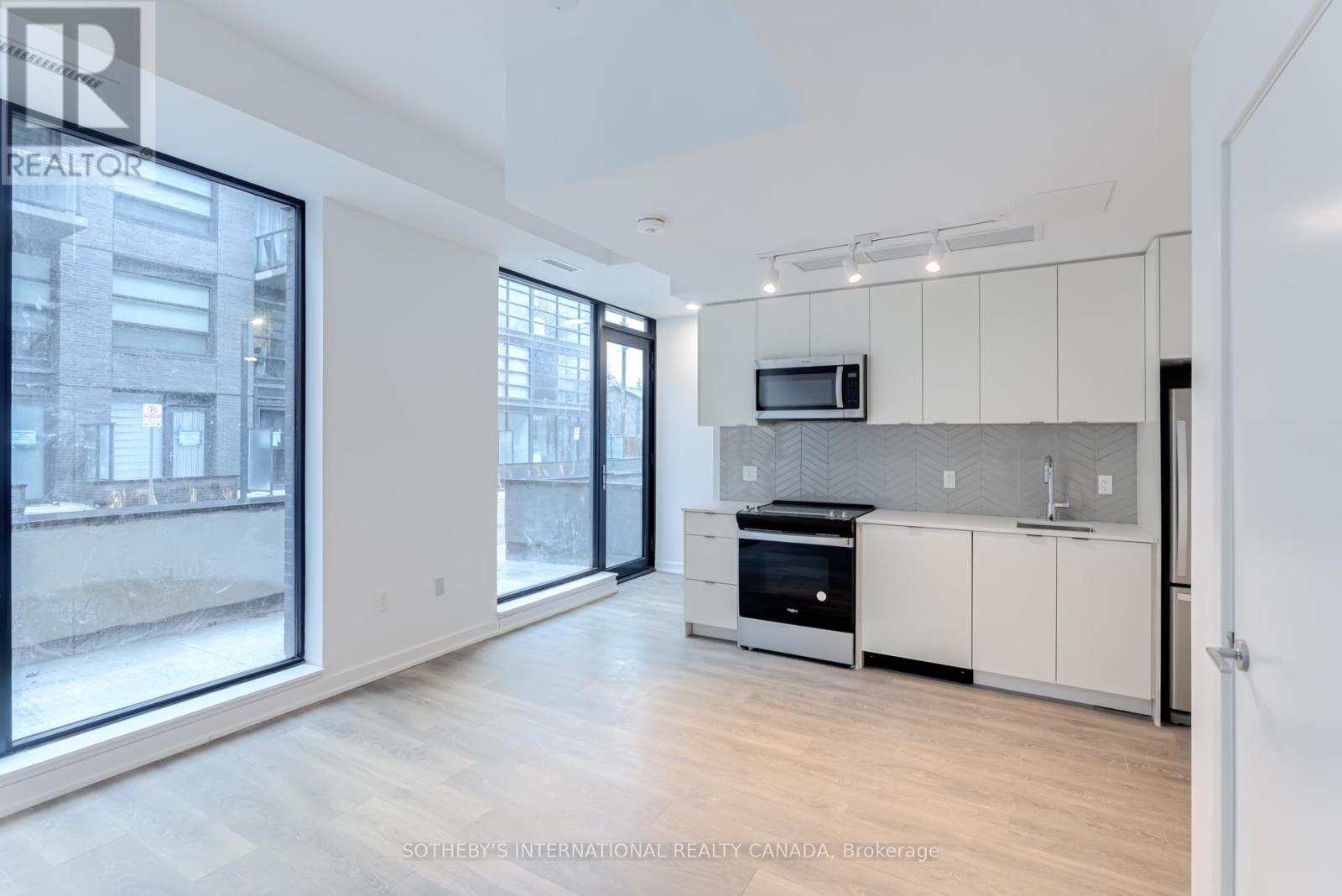 139 C - 1612 CHARLES STREET, Whitby, Ontario