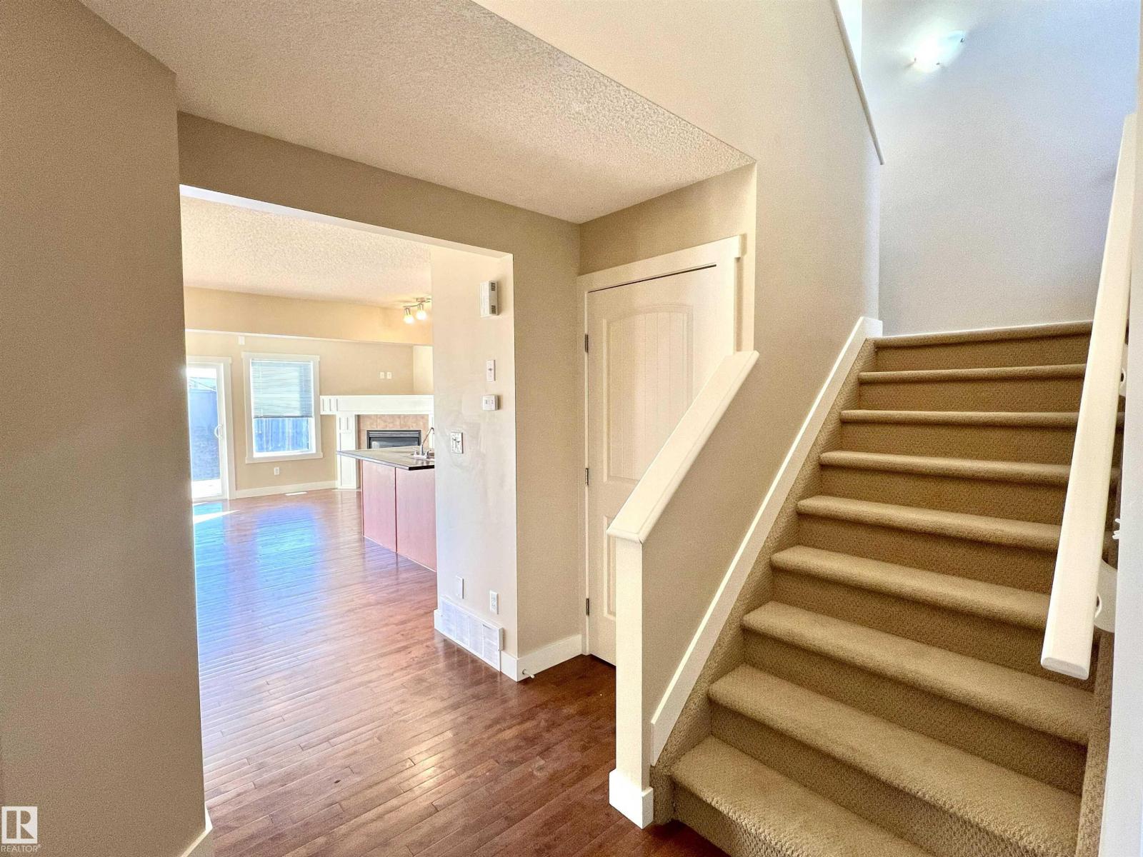 3705 11 St Nw, Edmonton, Alberta  T6T 0E8 - Photo 4 - E4460546