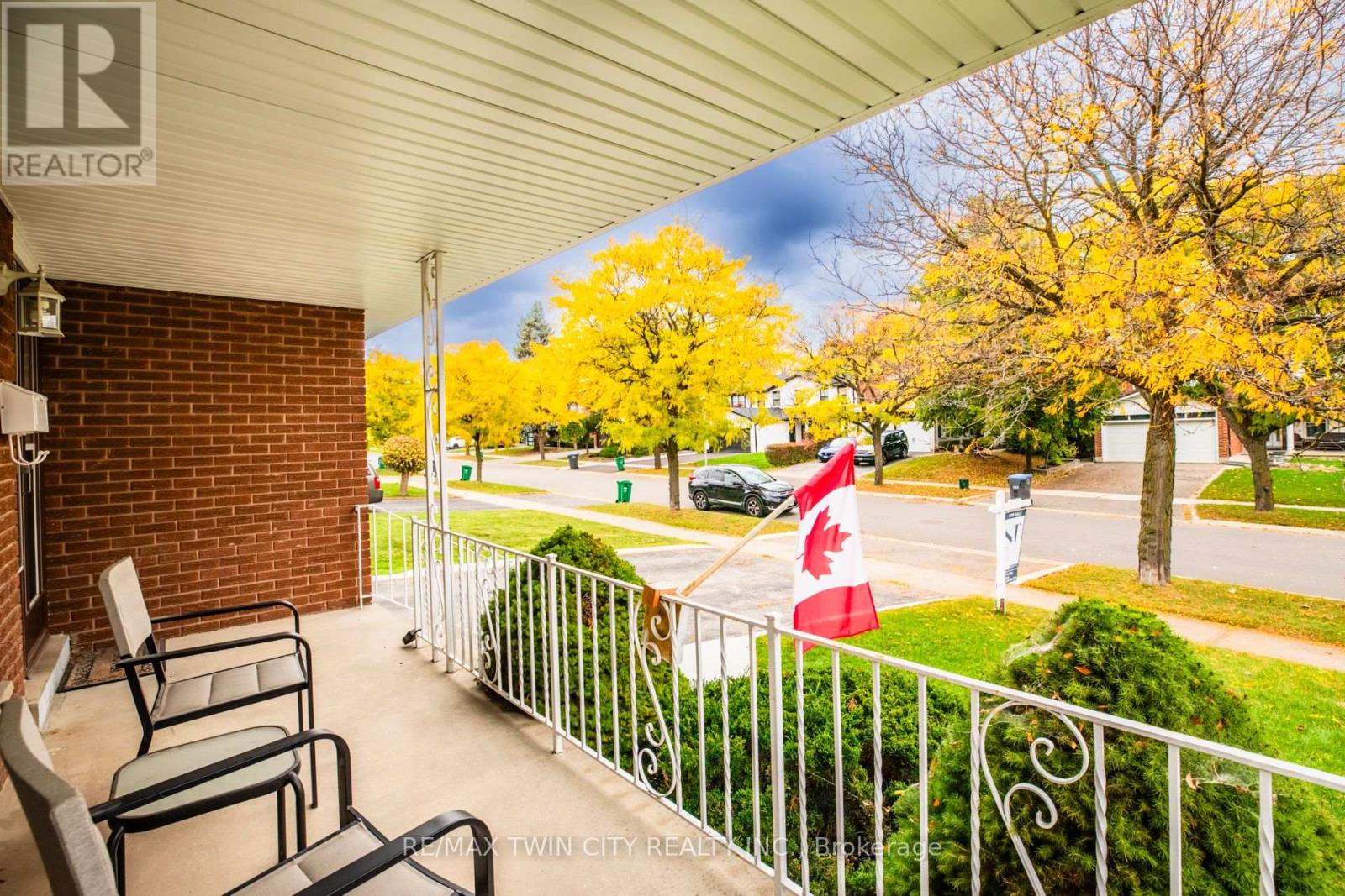 20 Manorcrest Street, Brampton, Ontario  L6S 2X1 - Photo 11 - W12476825