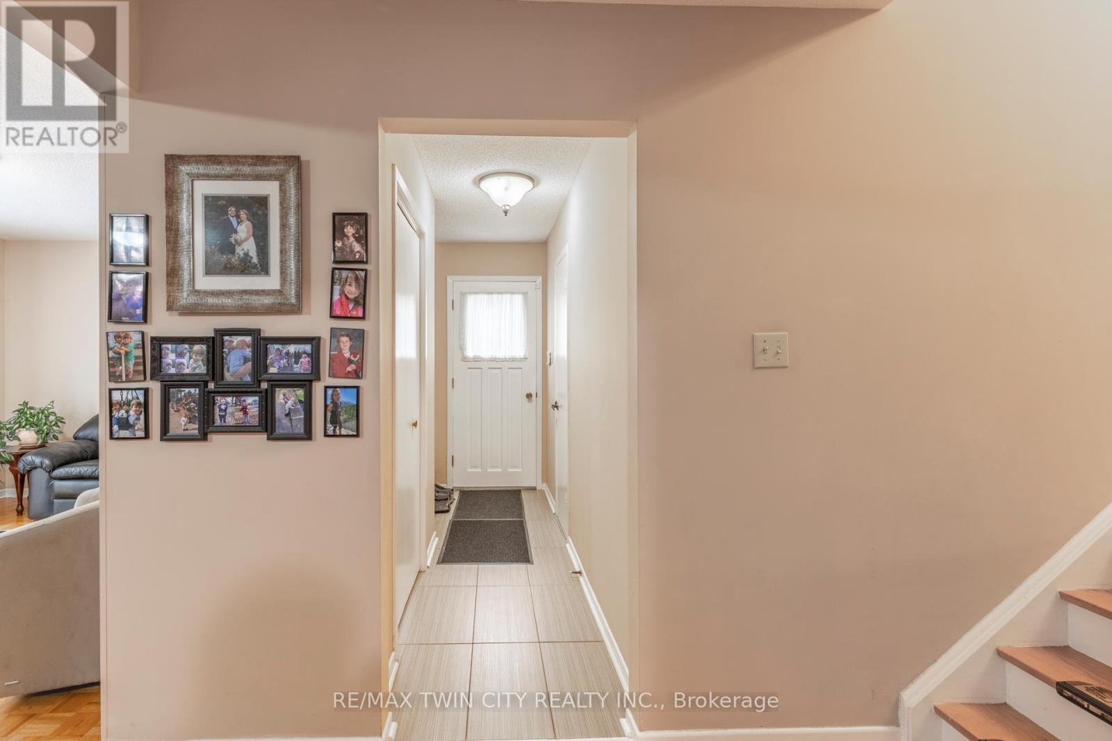 20 Manorcrest Street, Brampton, Ontario  L6S 2X1 - Photo 26 - W12476825