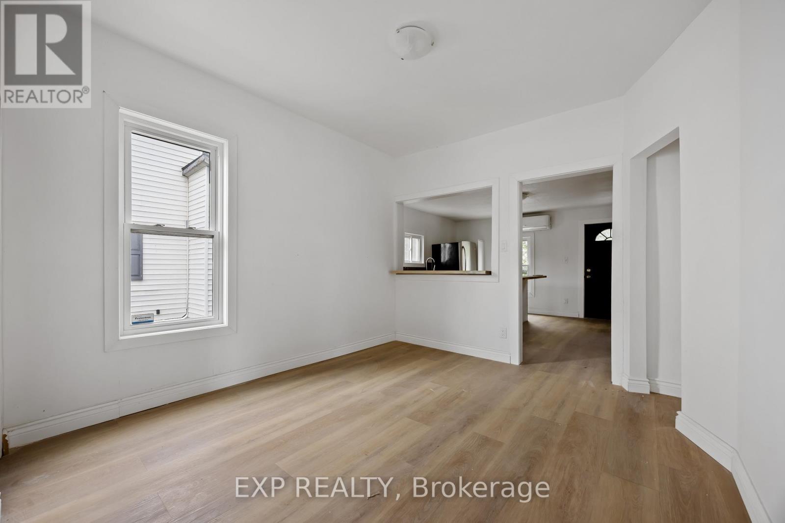 173 Brock Street S, Sarnia, Ontario  N7T 2W3 - Photo 10 - X12487033