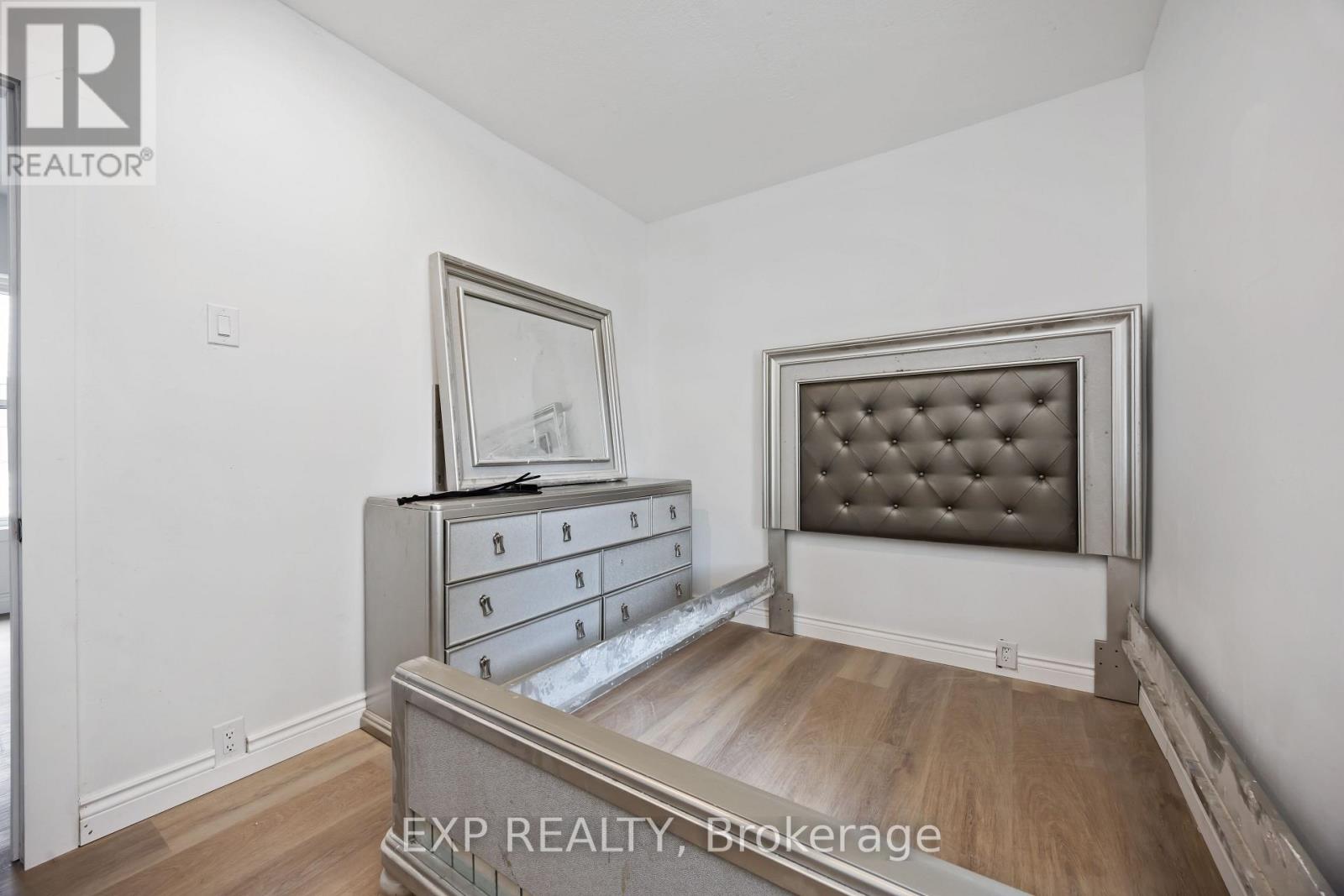 173 Brock Street S, Sarnia, Ontario  N7T 2W3 - Photo 17 - X12487033