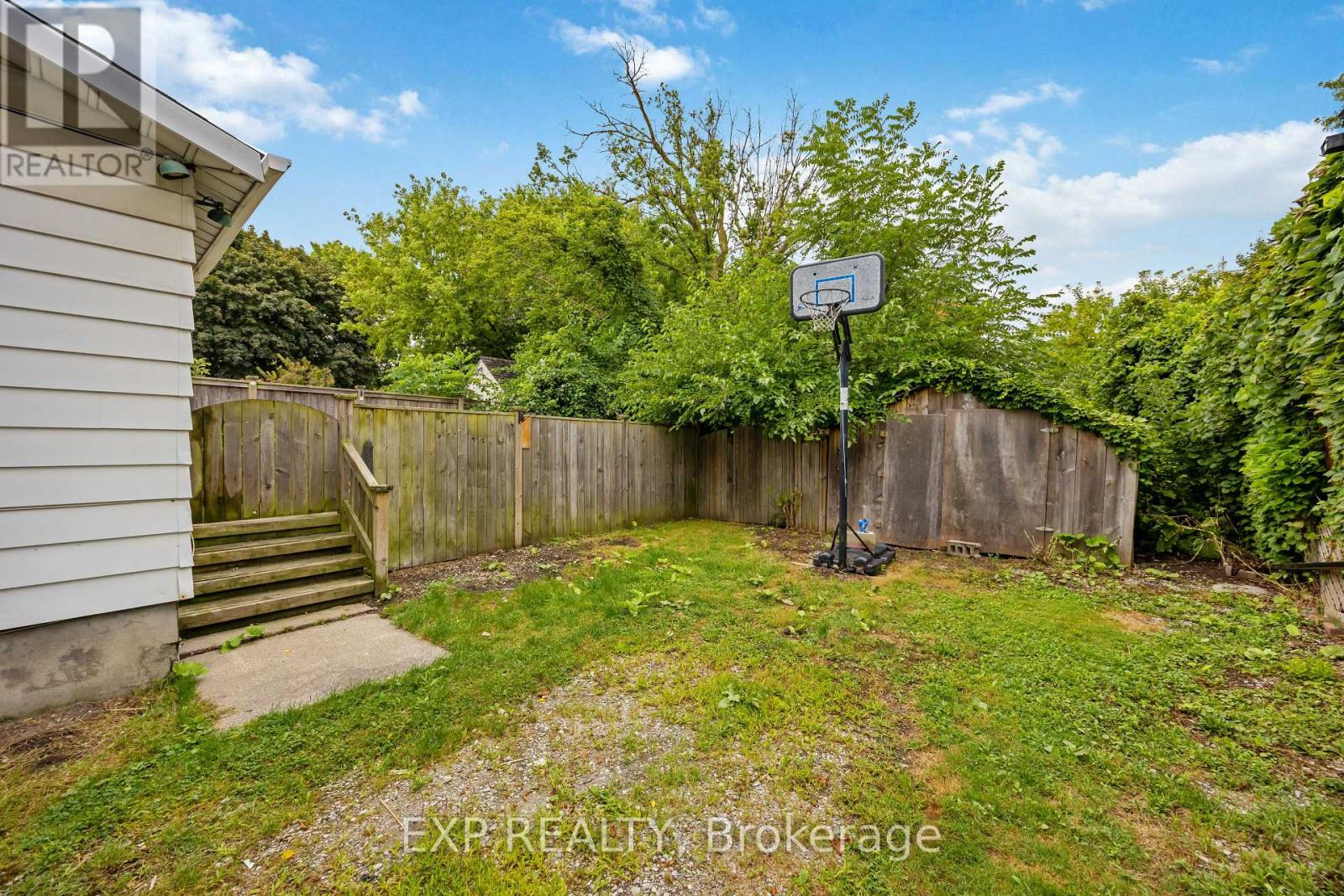 173 Brock Street S, Sarnia, Ontario  N7T 2W3 - Photo 34 - X12487033