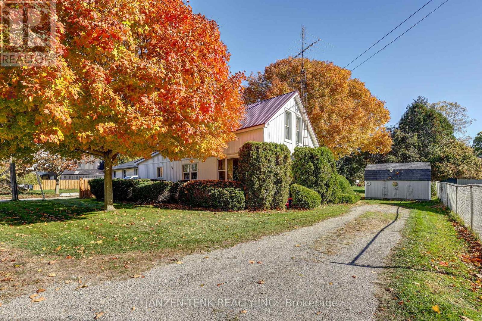 24 Chatham Street, Bayham, Ontario  N0J 1T0 - Photo 1 - X12487062