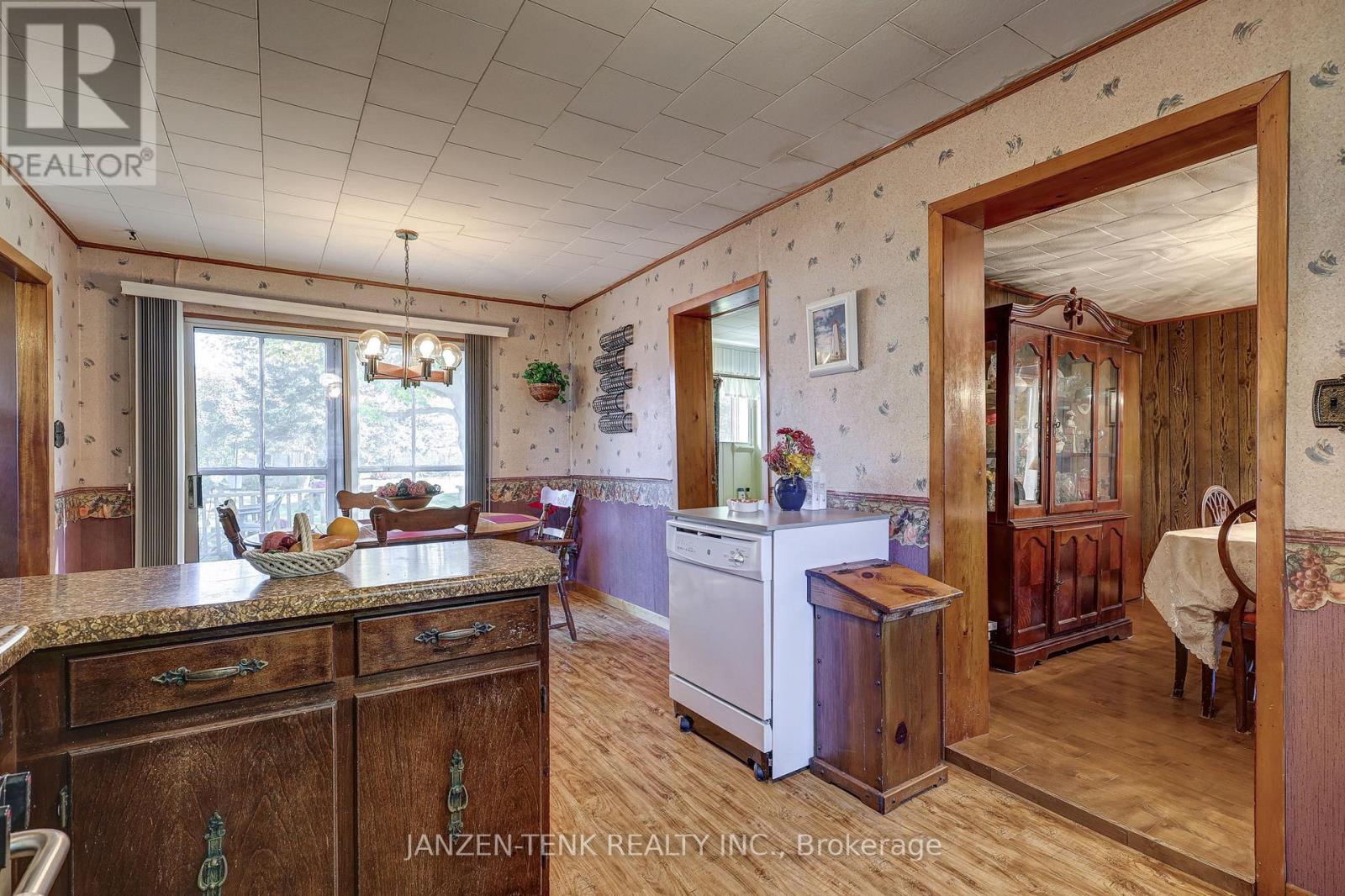 24 Chatham Street, Bayham, Ontario  N0J 1T0 - Photo 15 - X12487062