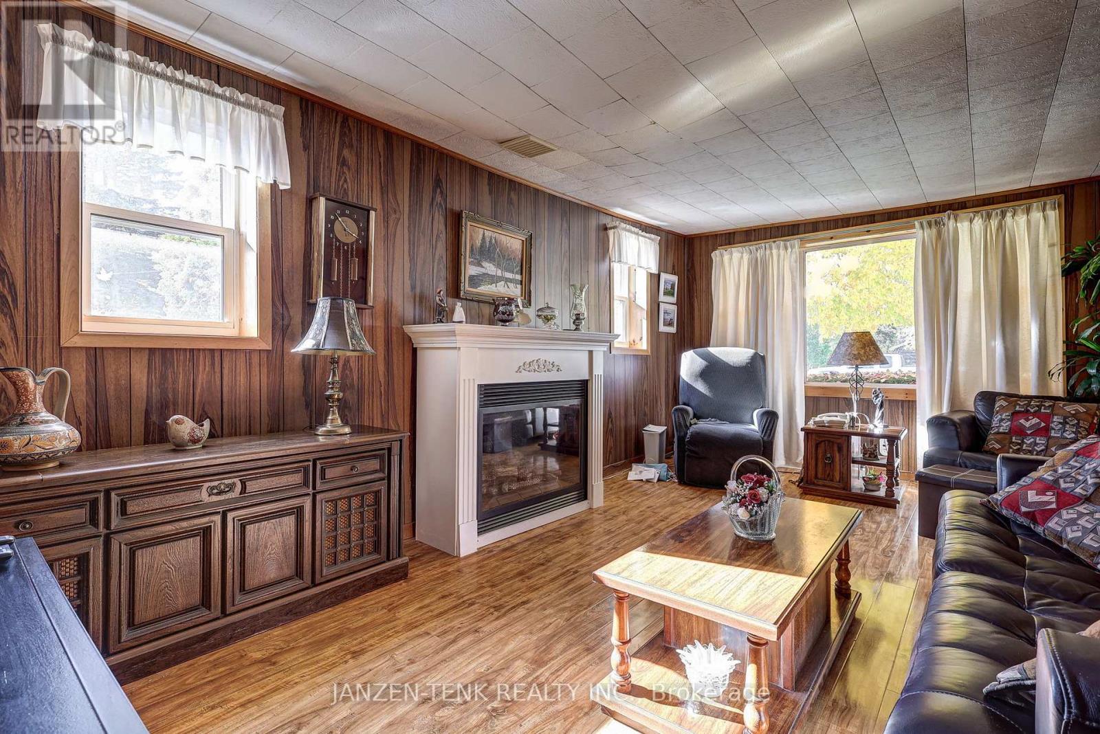 24 Chatham Street, Bayham, Ontario  N0J 1T0 - Photo 21 - X12487062