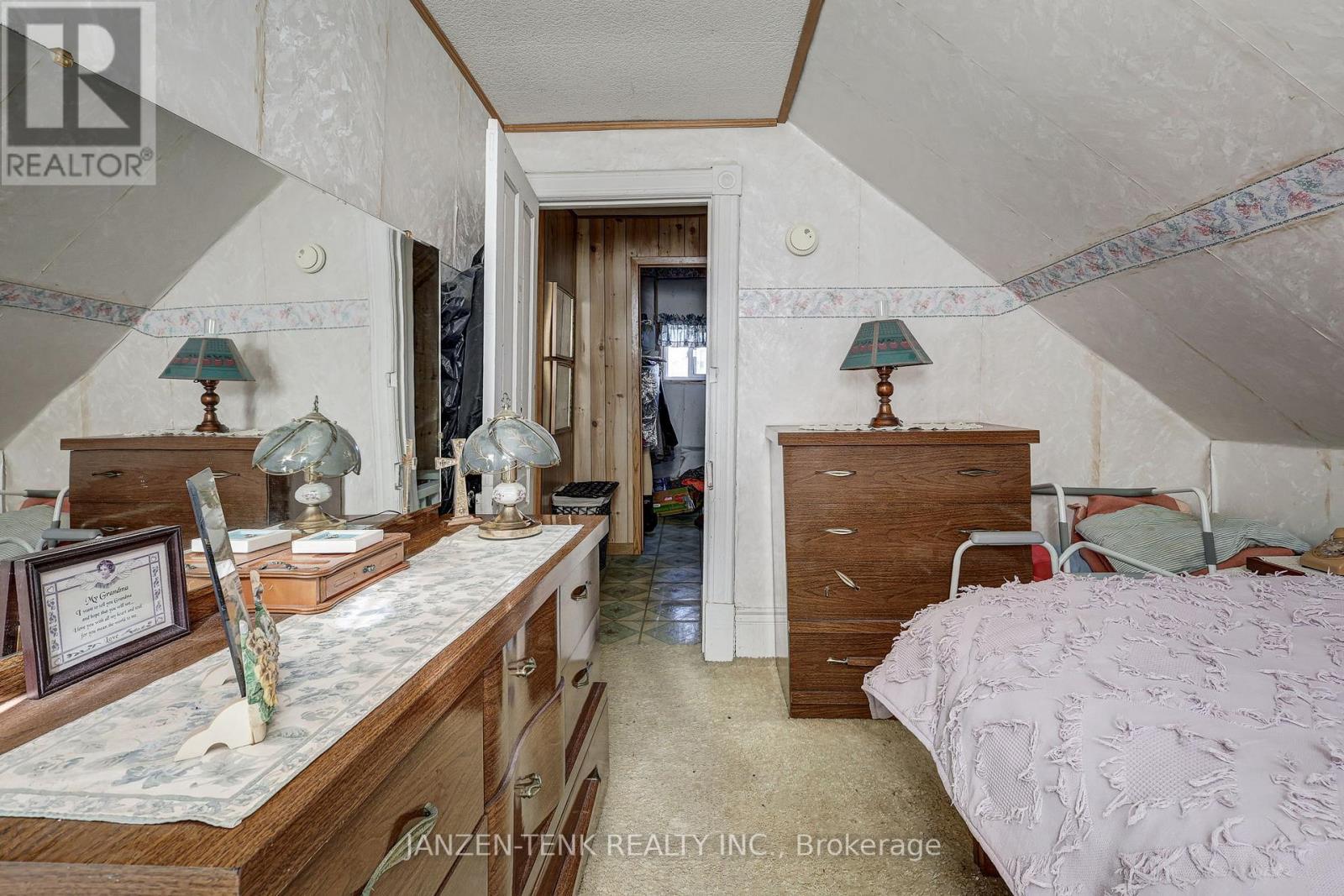 24 Chatham Street, Bayham, Ontario  N0J 1T0 - Photo 23 - X12487062