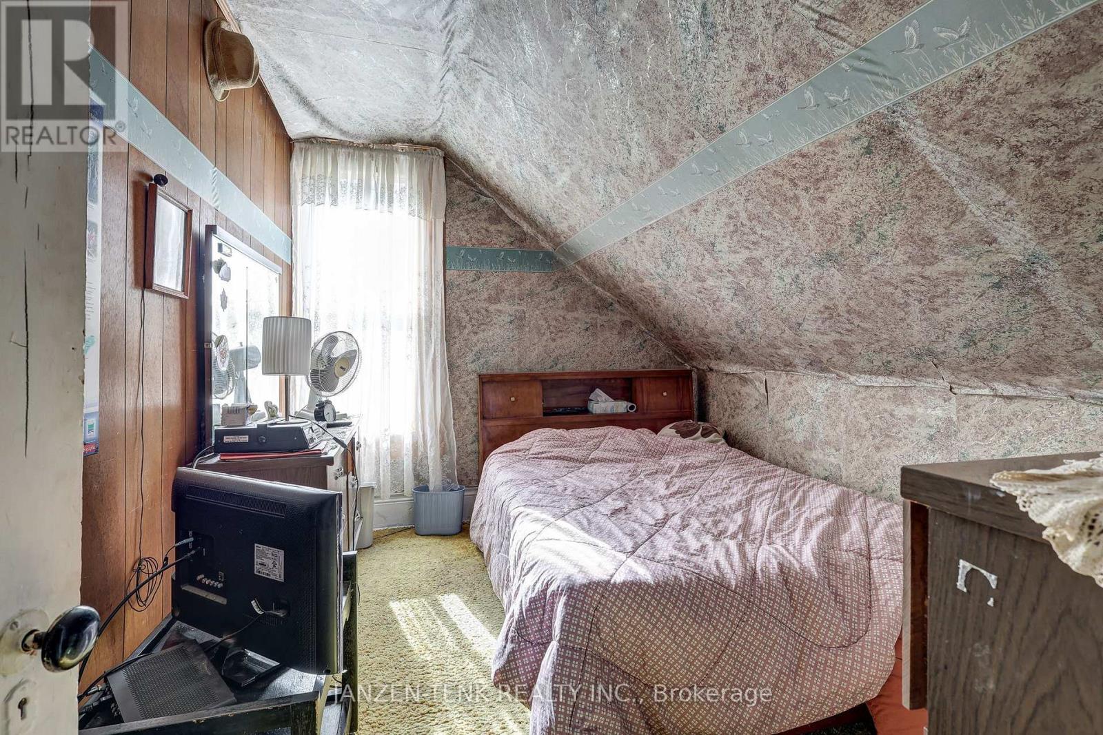 24 Chatham Street, Bayham, Ontario  N0J 1T0 - Photo 24 - X12487062