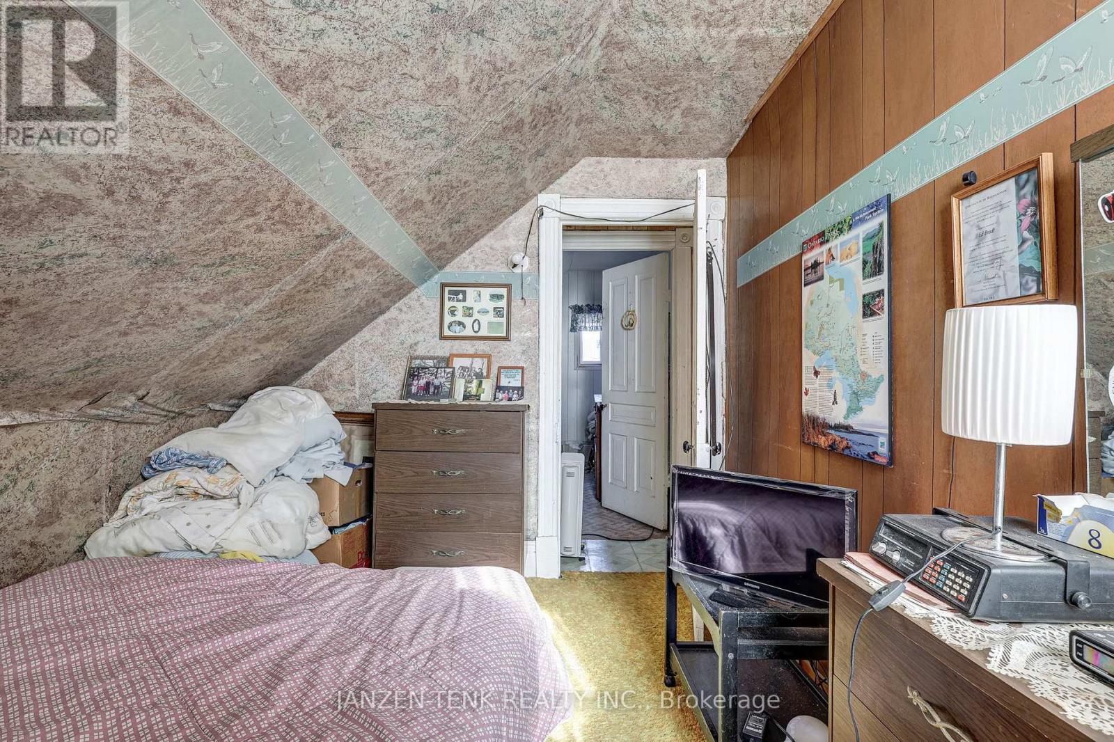 24 Chatham Street, Bayham, Ontario  N0J 1T0 - Photo 25 - X12487062