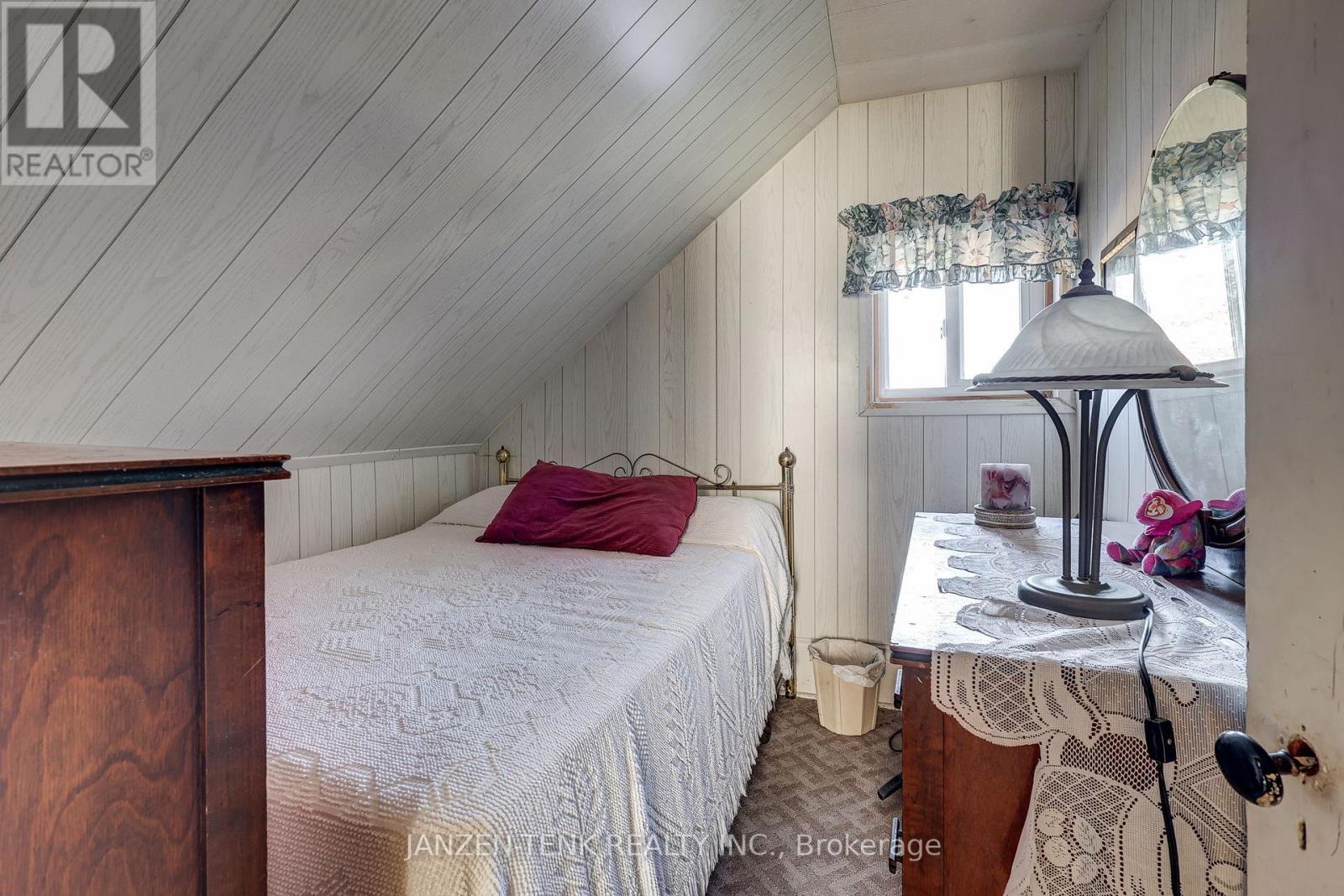 24 Chatham Street, Bayham, Ontario  N0J 1T0 - Photo 26 - X12487062