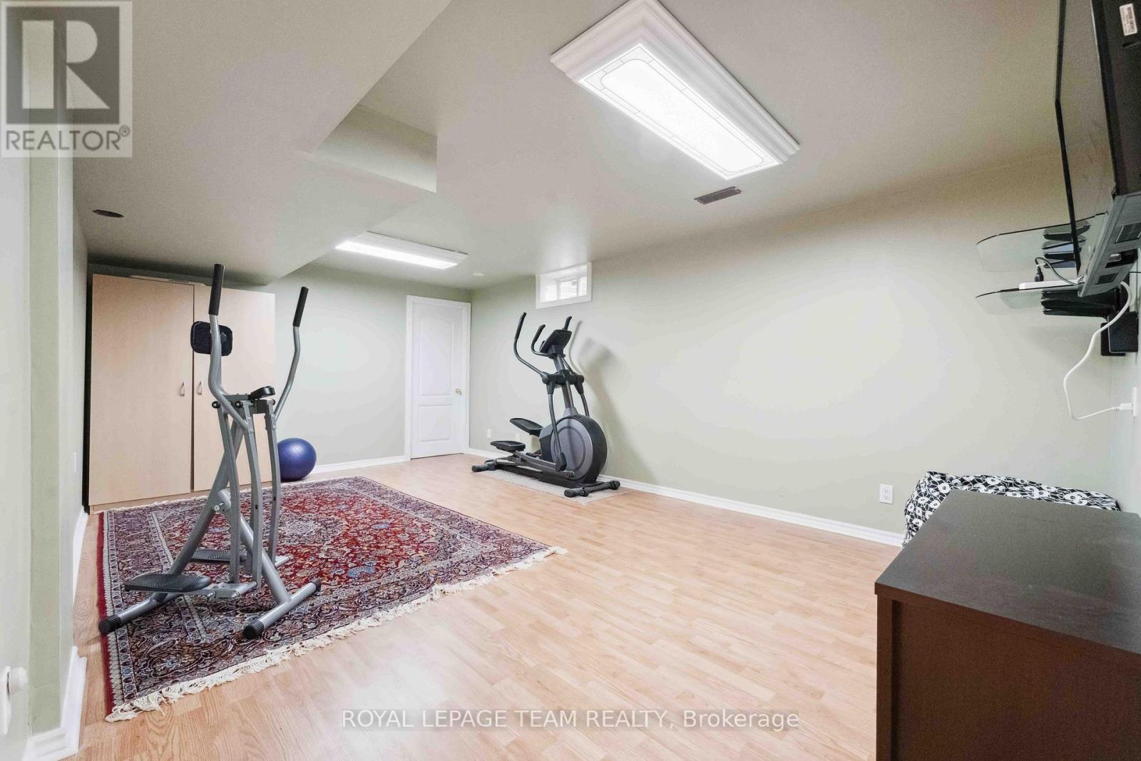 39 Vermont Avenue, Ottawa, Ontario  K2G 6M2 - Photo 39 - X12487052