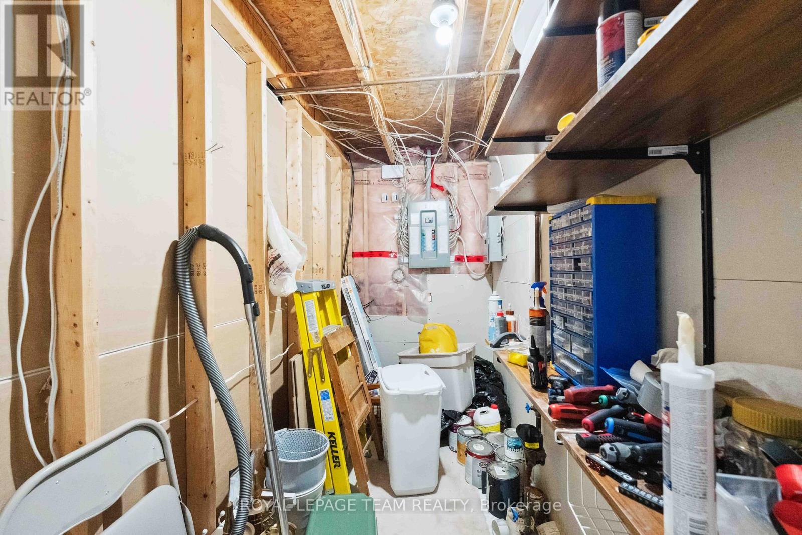 39 Vermont Avenue, Ottawa, Ontario  K2G 6M2 - Photo 42 - X12487052