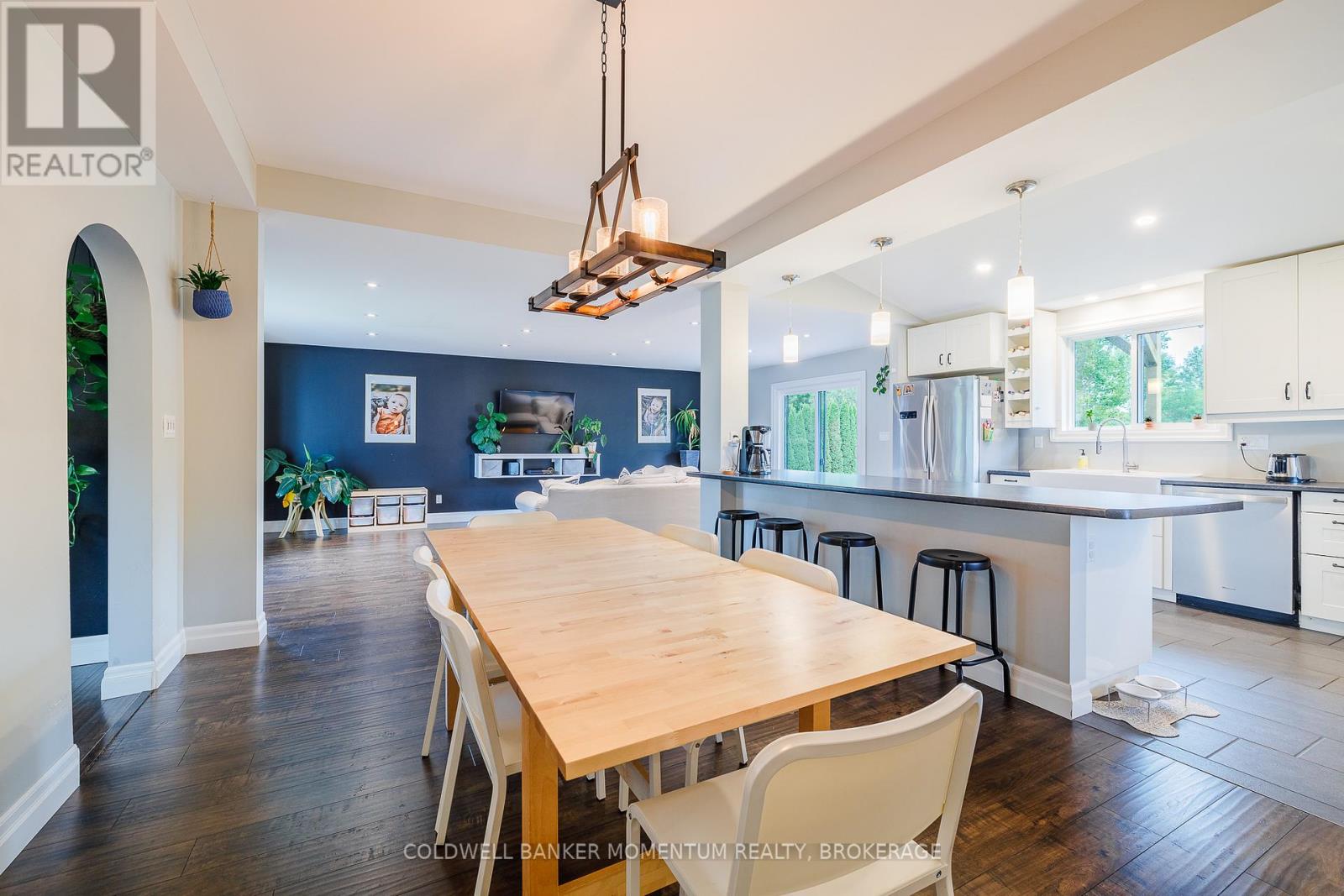 1344 Effingham Street, Pelham, Ontario  L0S 1M0 - Photo 11 - X12487055