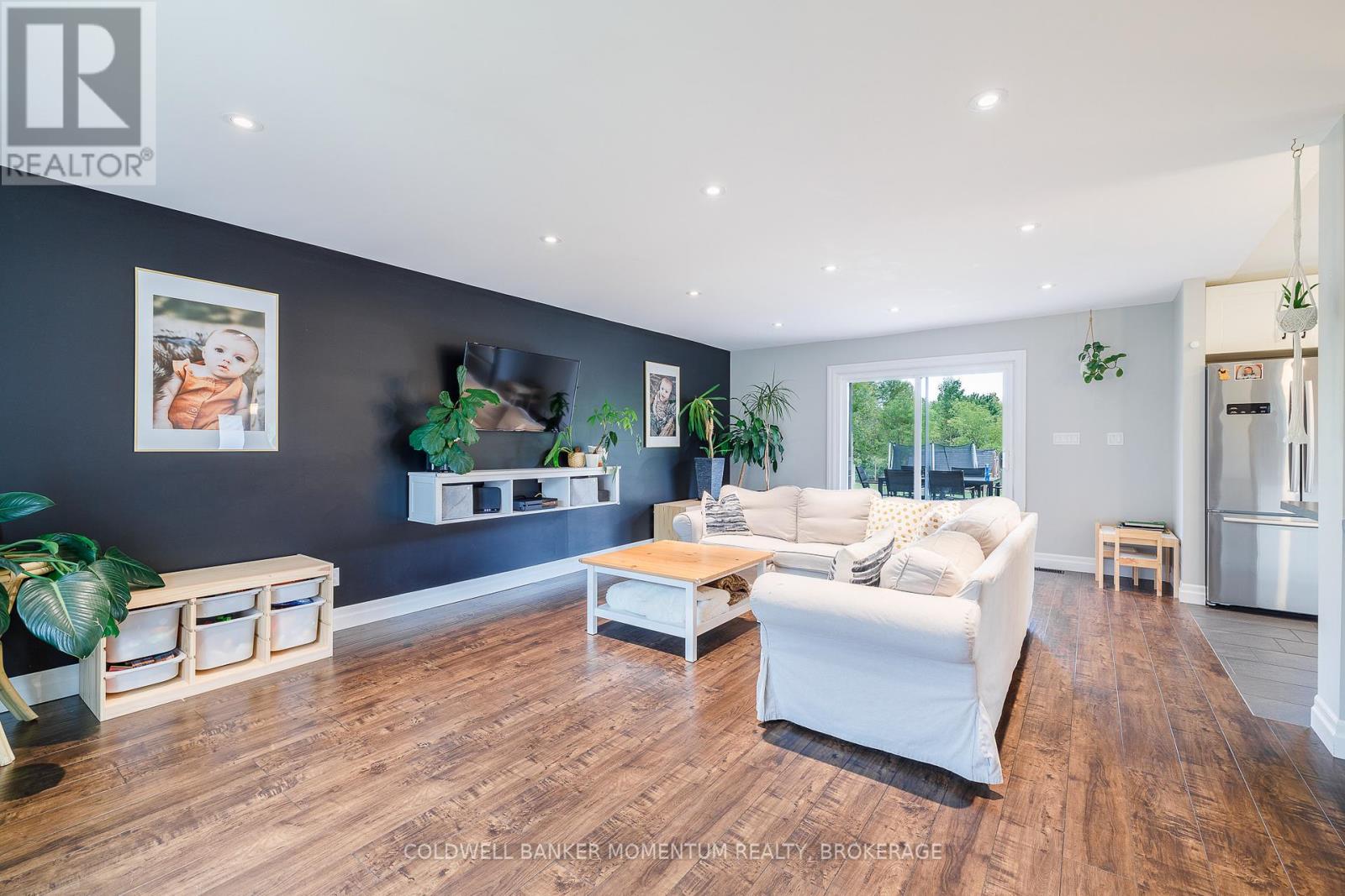 1344 Effingham Street, Pelham, Ontario  L0S 1M0 - Photo 19 - X12487055