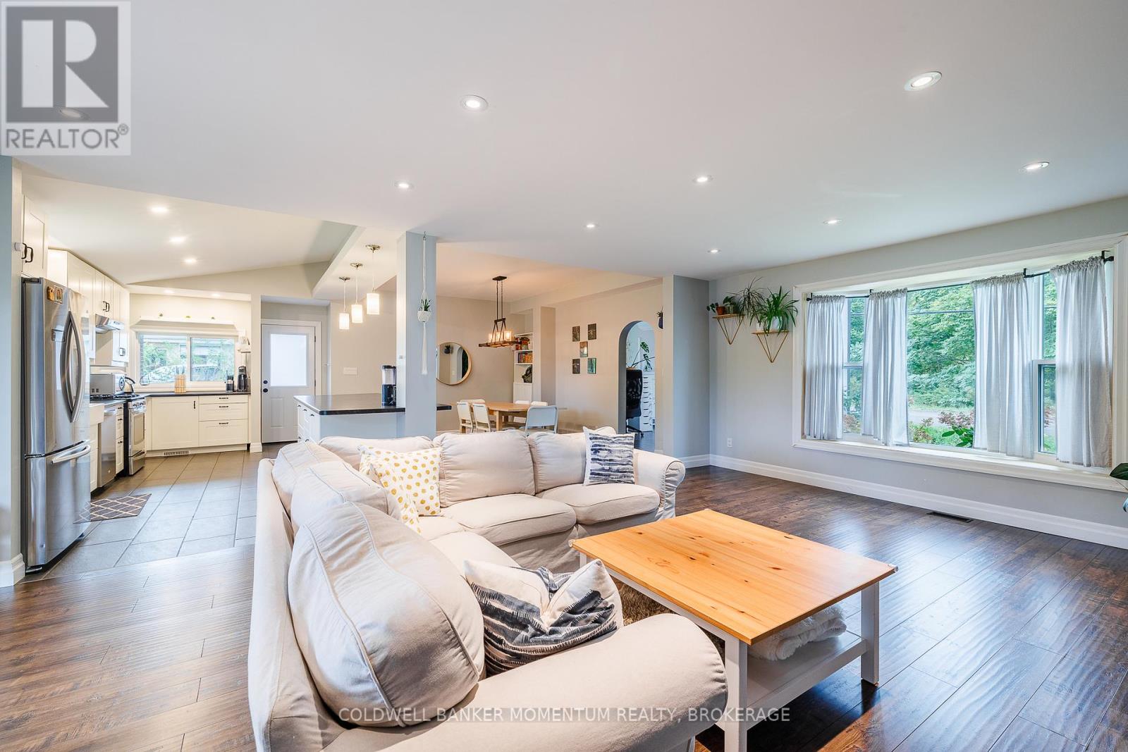 1344 Effingham Street, Pelham, Ontario  L0S 1M0 - Photo 21 - X12487055