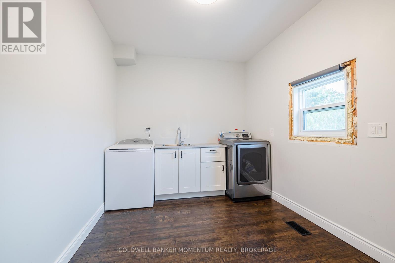 1344 Effingham Street, Pelham, Ontario  L0S 1M0 - Photo 24 - X12487055