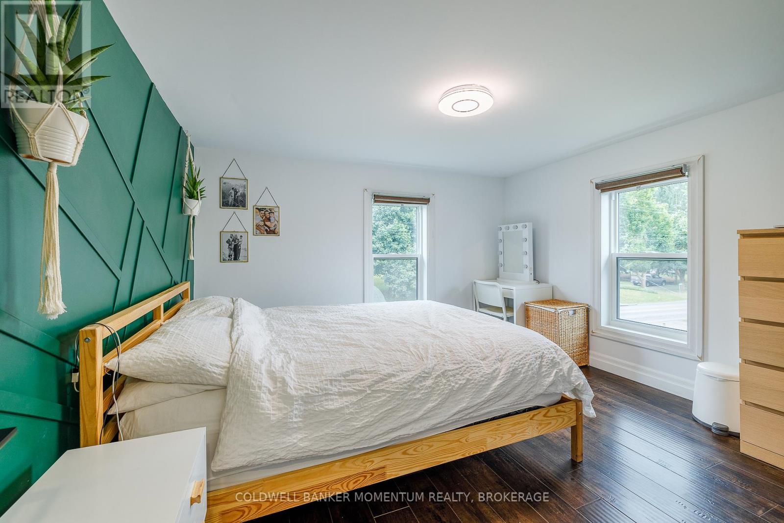 1344 Effingham Street, Pelham, Ontario  L0S 1M0 - Photo 25 - X12487055