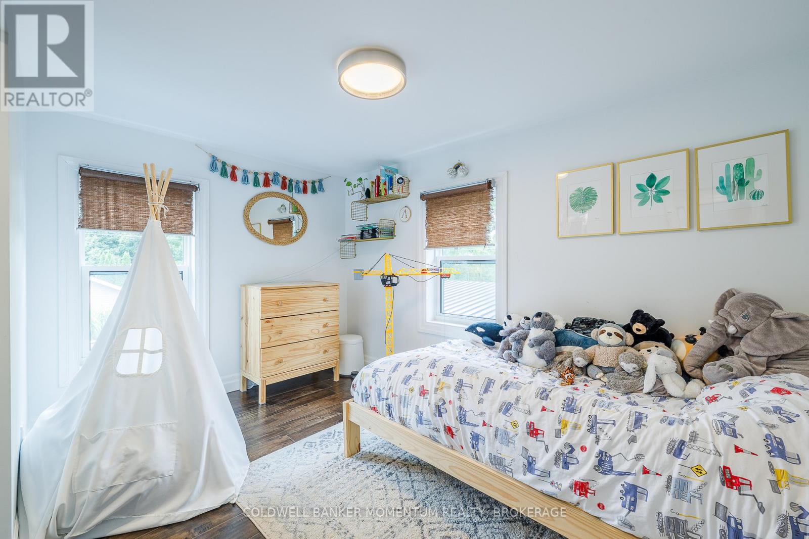 1344 Effingham Street, Pelham, Ontario  L0S 1M0 - Photo 28 - X12487055