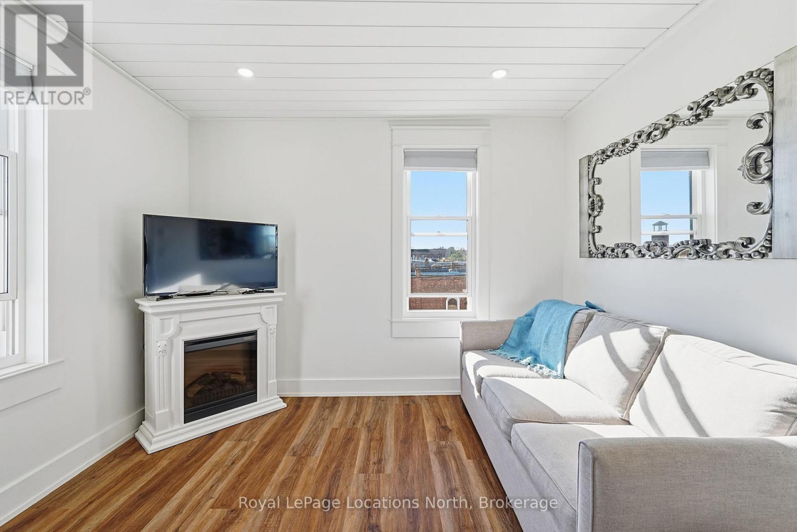 303 - 110 Sykes Street N, Meaford, Ontario  N4L 1S6 - Photo 6 - X12487067