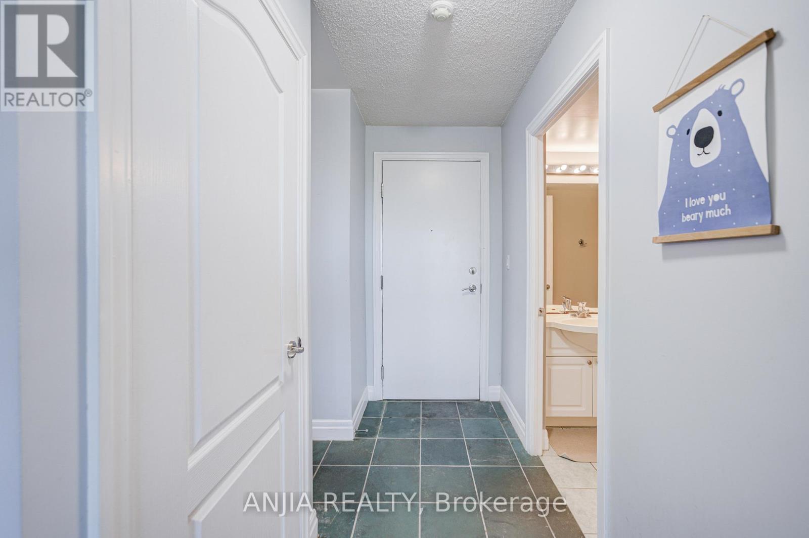 808 - 188 Doris Avenue, Toronto, Ontario  M2N 6Z5 - Photo 2 - C12487046