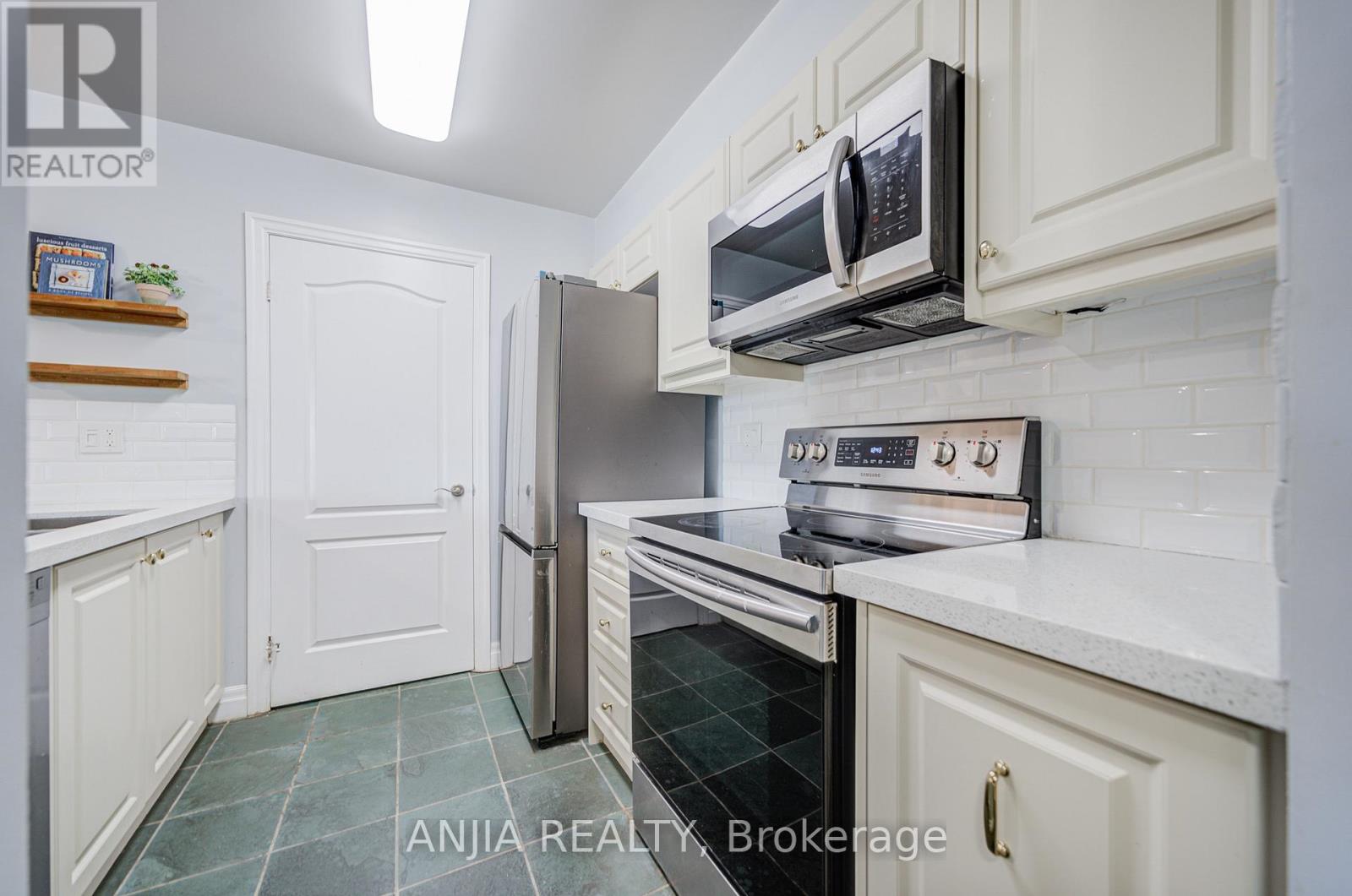 808 - 188 Doris Avenue, Toronto, Ontario  M2N 6Z5 - Photo 6 - C12487046