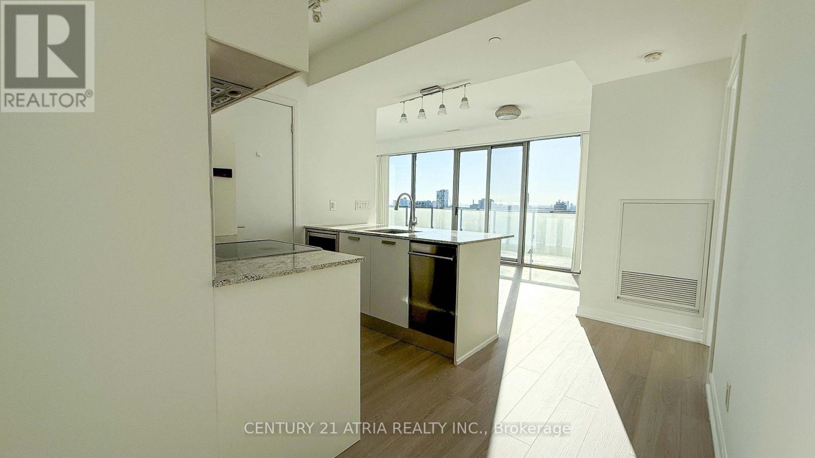 1805 - 57 St. Joseph Street, Toronto (Bay Street Corridor), Ontario  M5S 0C5 - Photo 2 - C12487058