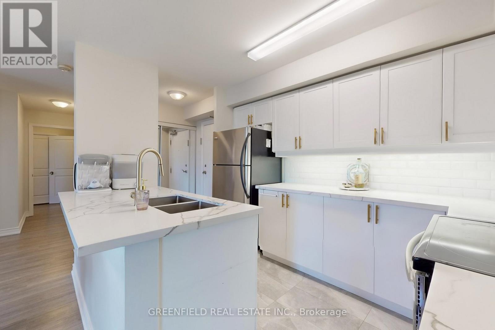 311 - 920 Sheppard Avenue W, Toronto (Bathurst Manor), Ontario  M3H 2T6 - Photo 12 - C12487065