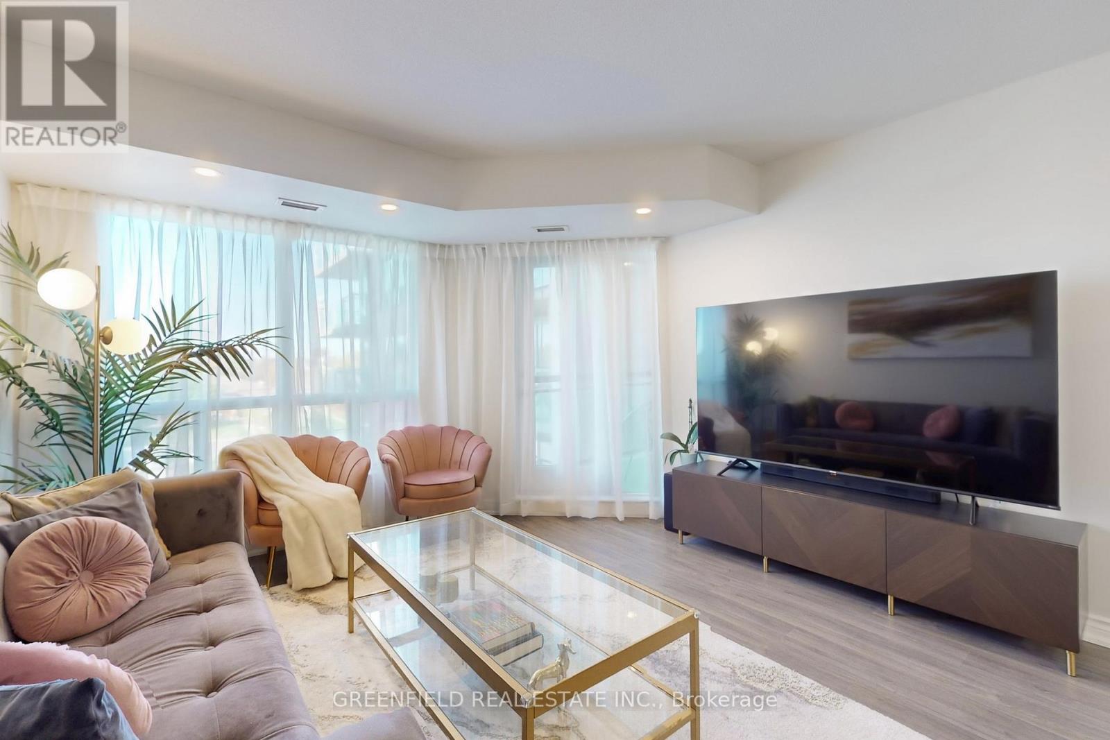 311 - 920 Sheppard Avenue W, Toronto (Bathurst Manor), Ontario  M3H 2T6 - Photo 2 - C12487065