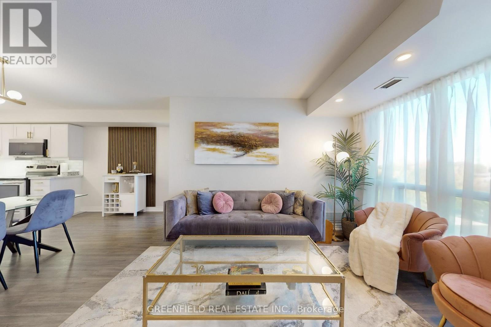 311 - 920 Sheppard Avenue W, Toronto (Bathurst Manor), Ontario  M3H 2T6 - Photo 4 - C12487065