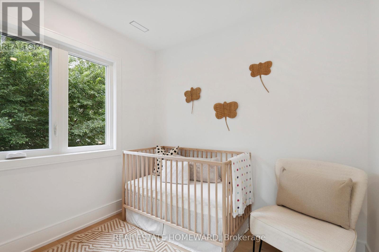 32 Westlake Crescent, Toronto, Ontario  M4C 2X2 - Photo 16 - E12487034