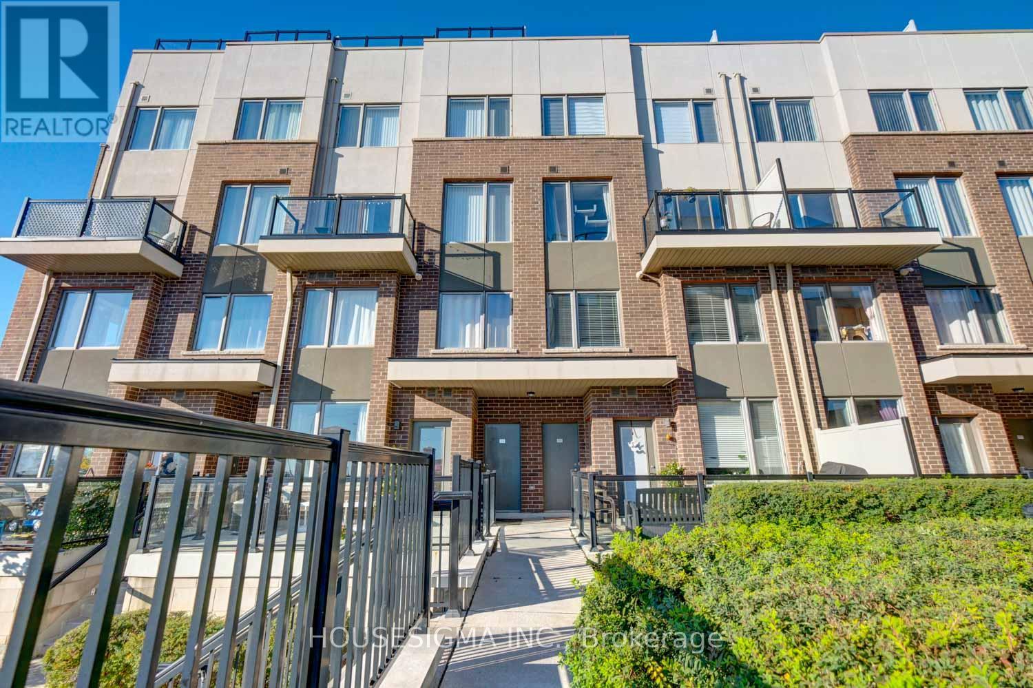 408 - 1460 Whites Road, Pickering (Woodlands), Ontario  L1V 0E8 - Photo 2 - E12487039