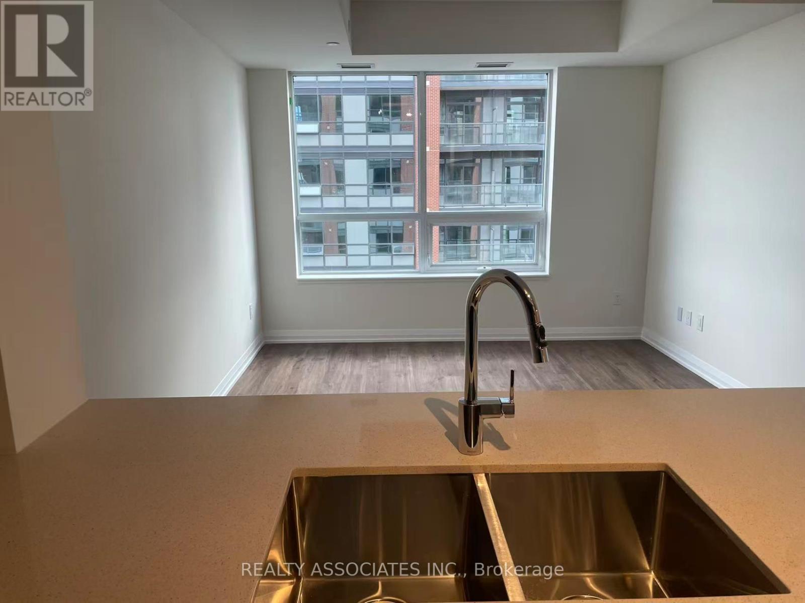 2505 - 3260 Sheppard Avenue, Toronto, Ontario  M1T 3K3 - Photo 3 - E12487047