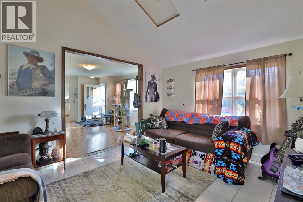 4616 46 Street, Camrose, Alberta  T4V 1G4 - Photo 12 - A2267344