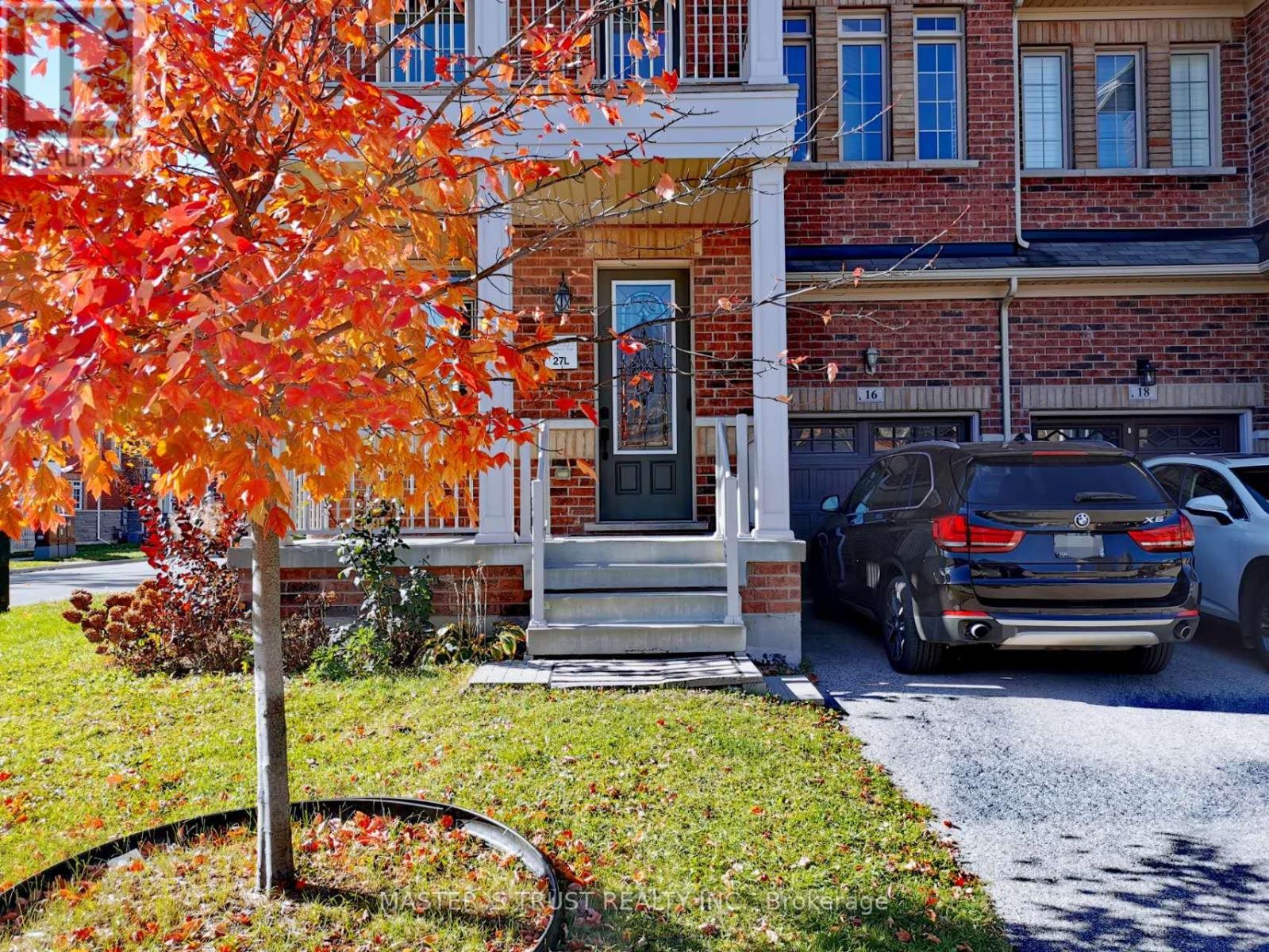 16 William Bartlett Drive, Markham, Ontario  L6C 0P6 - Photo 3 - N12487053