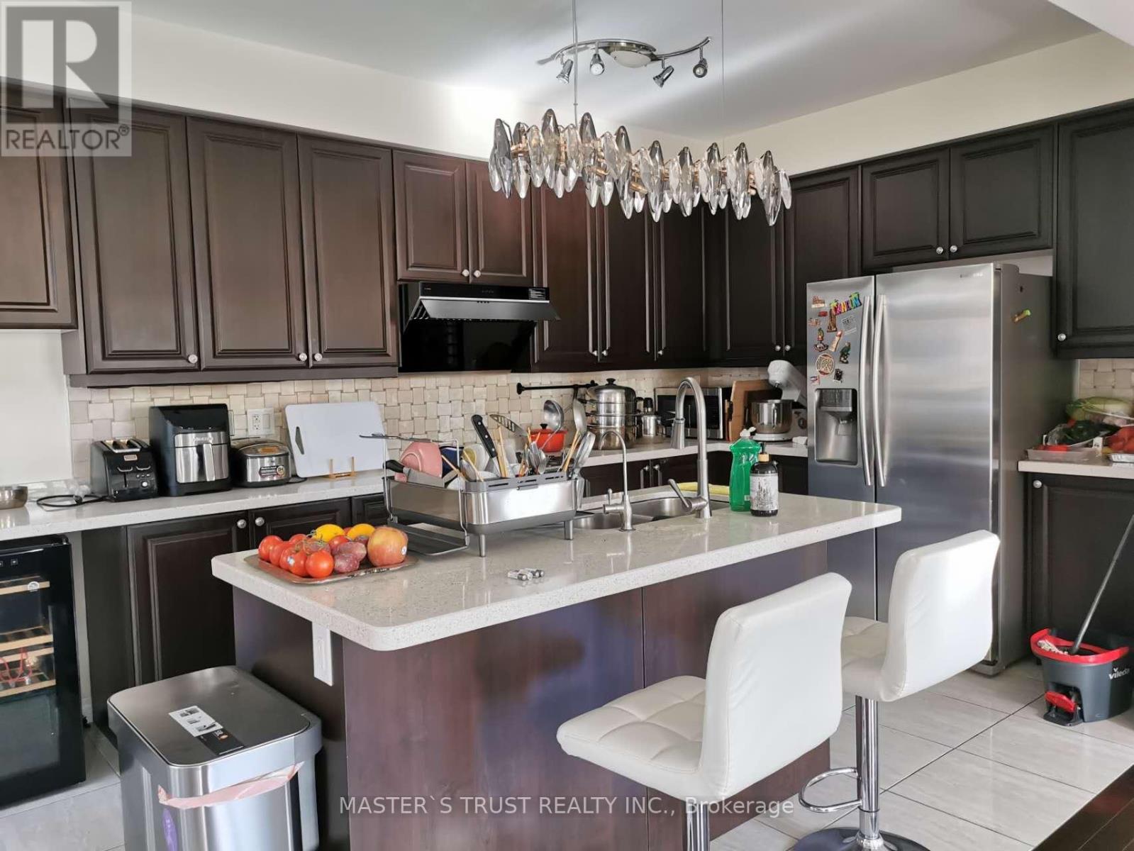 16 William Bartlett Drive, Markham, Ontario  L6C 0P6 - Photo 7 - N12487053