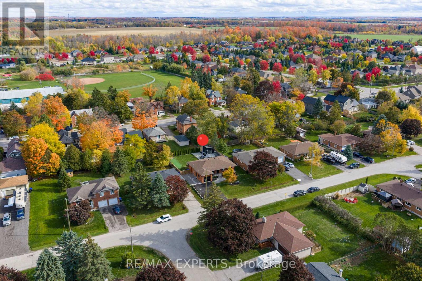 14 Henry Street, Essa (Thornton), Ontario  L0L 2N0 - Photo 4 - N12487064