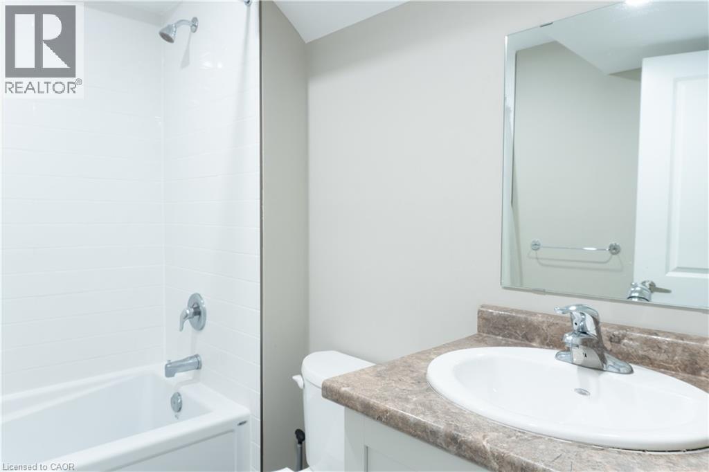 59 Pondcliffe Drive, Kitchener, Ontario  N2R 0M1 - Photo 5 - 40783867