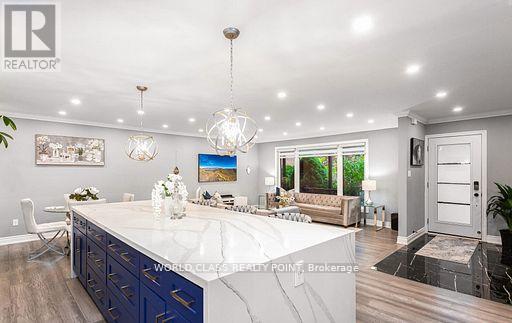 149 Allanhurst Drive, Toronto (Edenbridge-Humber Valley), Ontario  M9A 4K5 - Photo 13 - W12487035