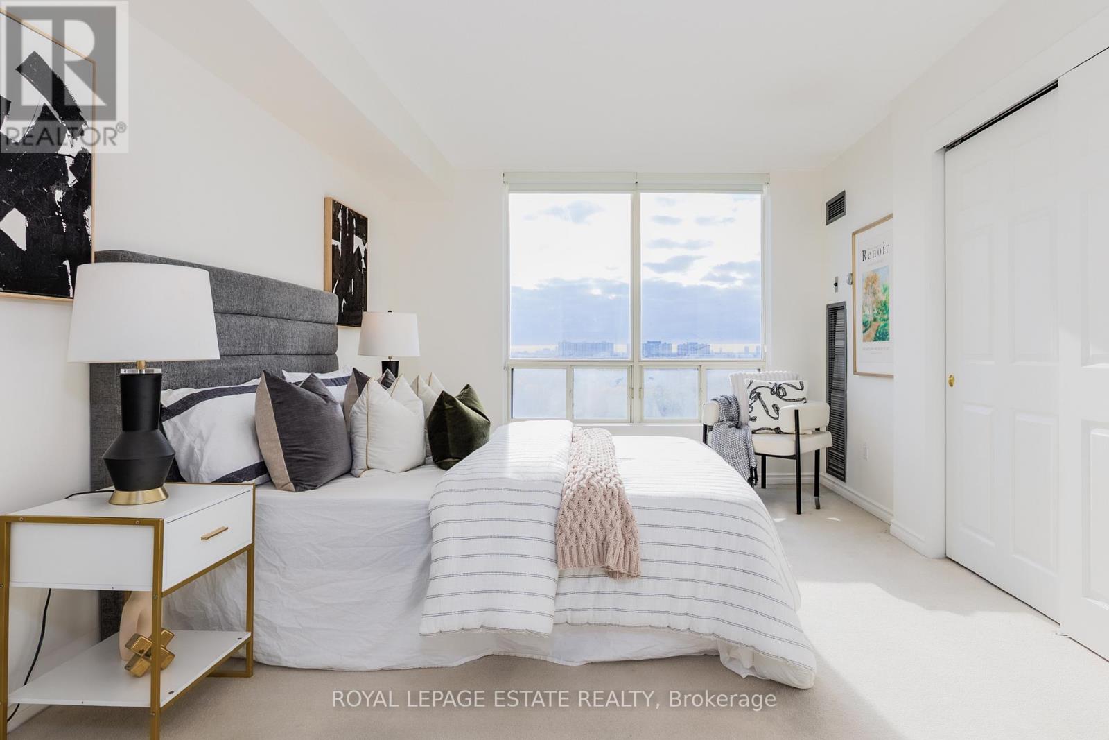 1903 - 3 Hickory Tree Road, Toronto, Ontario  M9N 3W5 - Photo 21 - W12487036